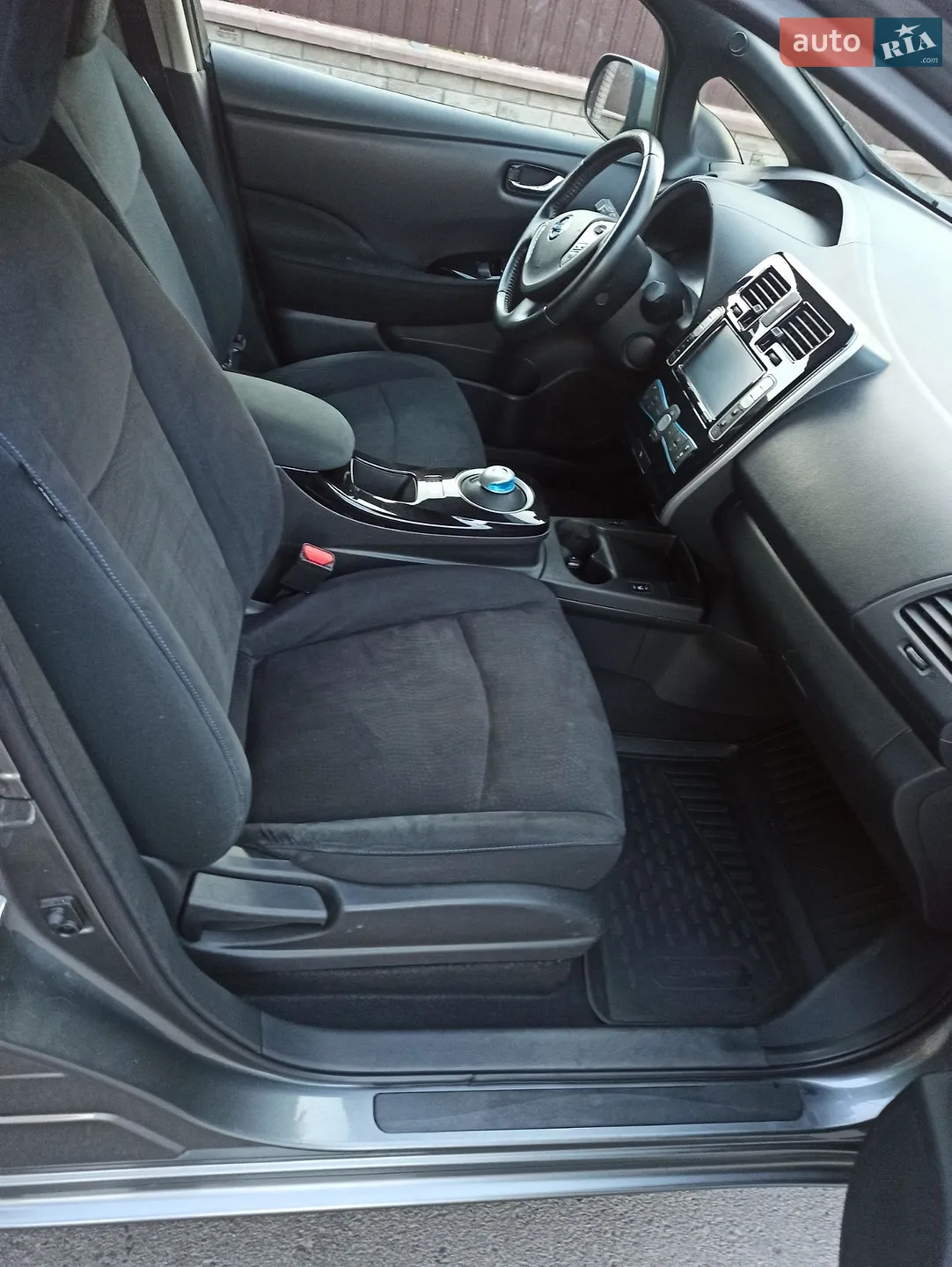 2015 Nissan Leaf - мініатюра 14