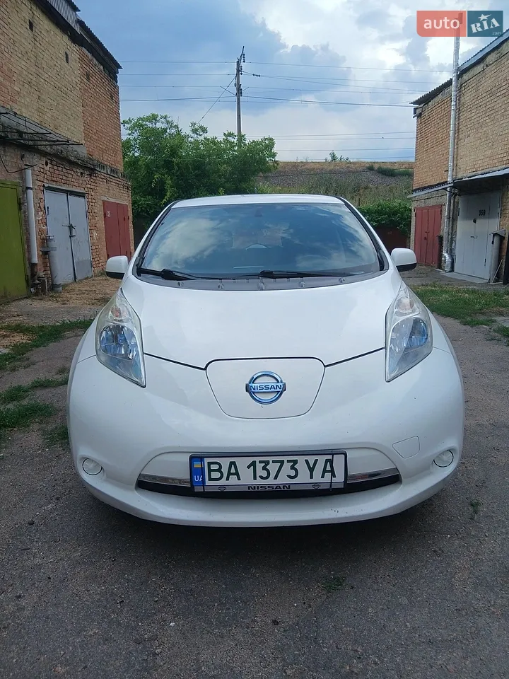 2014 Nissan Leaf - мініатюра 36