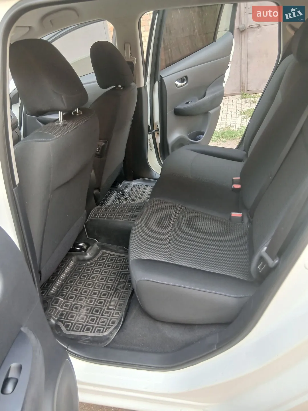 2013 Nissan Leaf - мініатюра 17