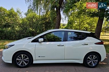 Хэтчбек Nissan Leaf 2019 в Ивано-Франковске