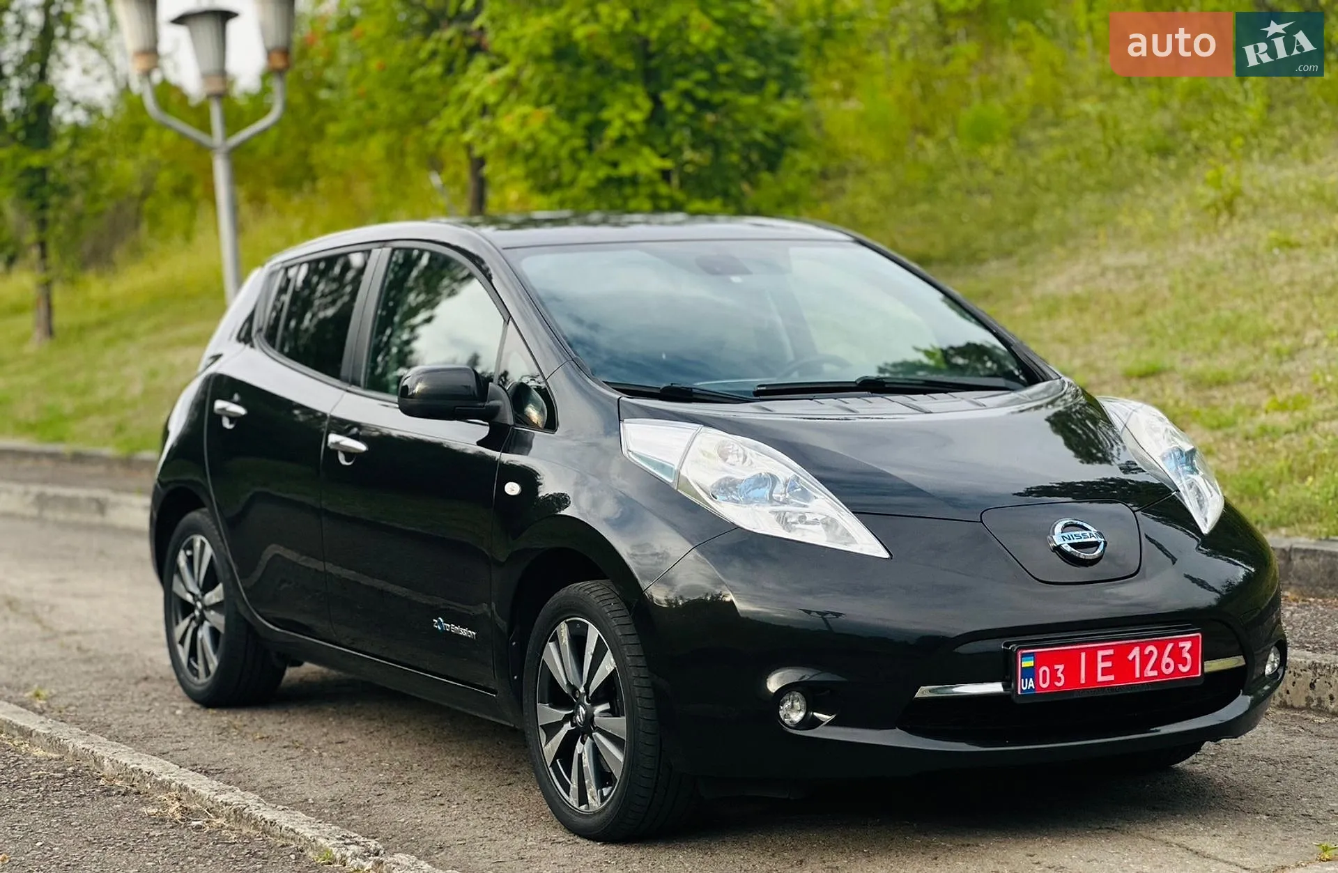 2015 Nissan Leaf - мініатюра 9