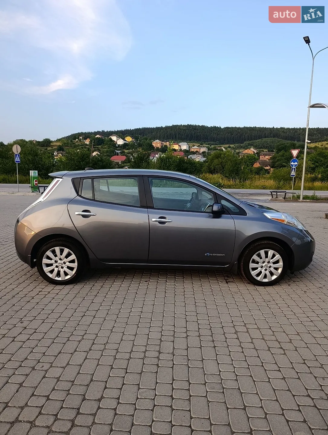 2015 Nissan Leaf - мініатюра 7