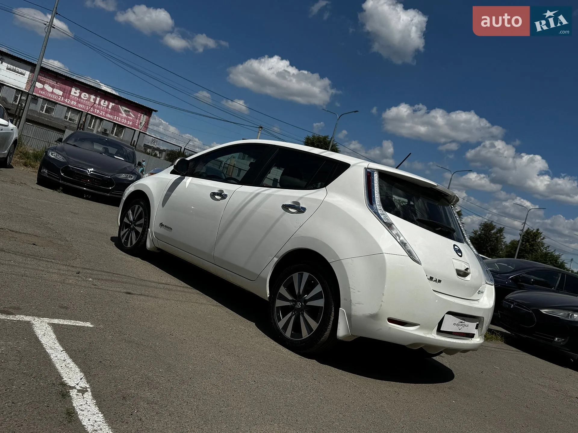 2017 Nissan Leaf - мініатюра 10