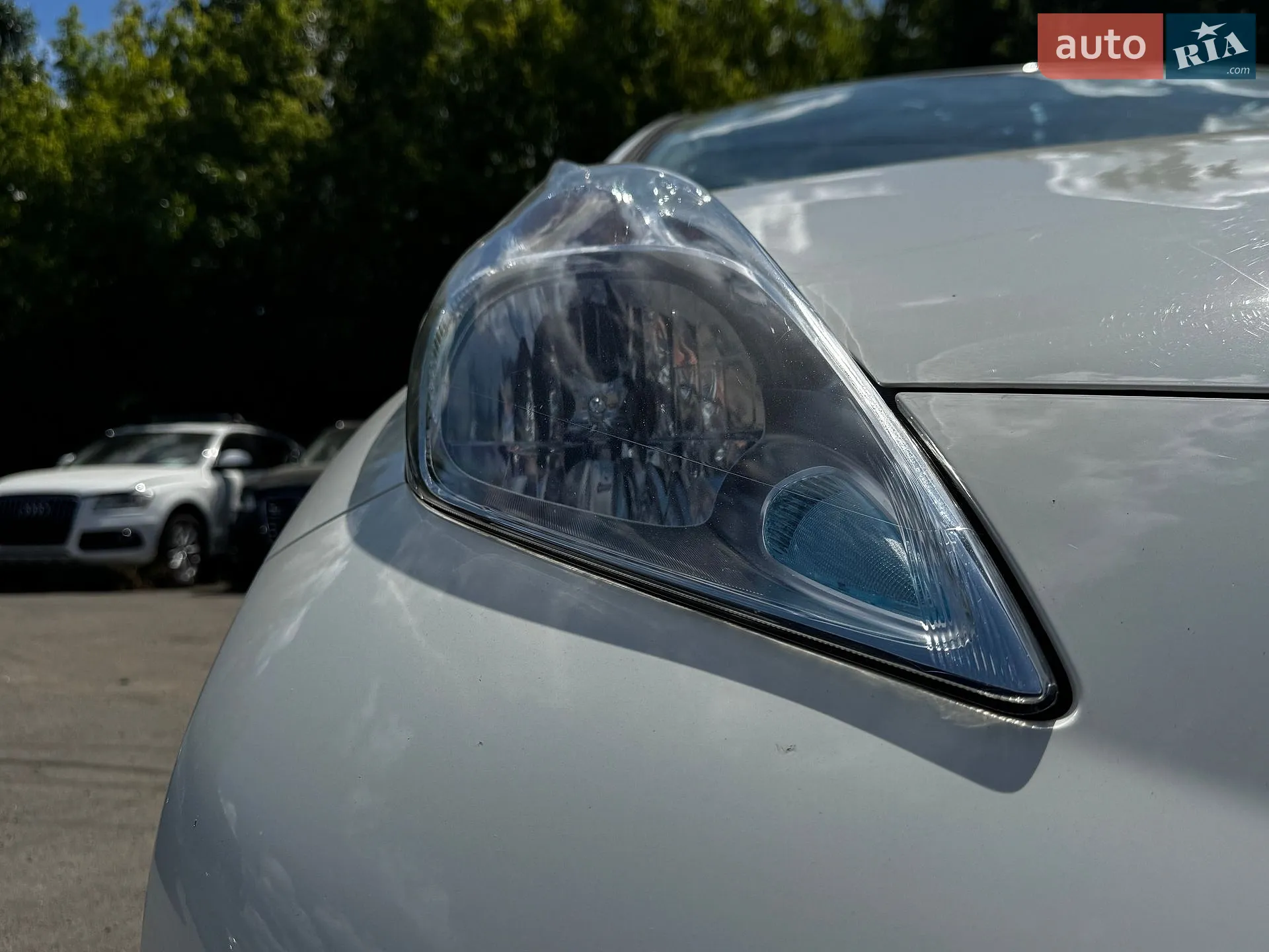 2017 Nissan Leaf - мініатюра 13