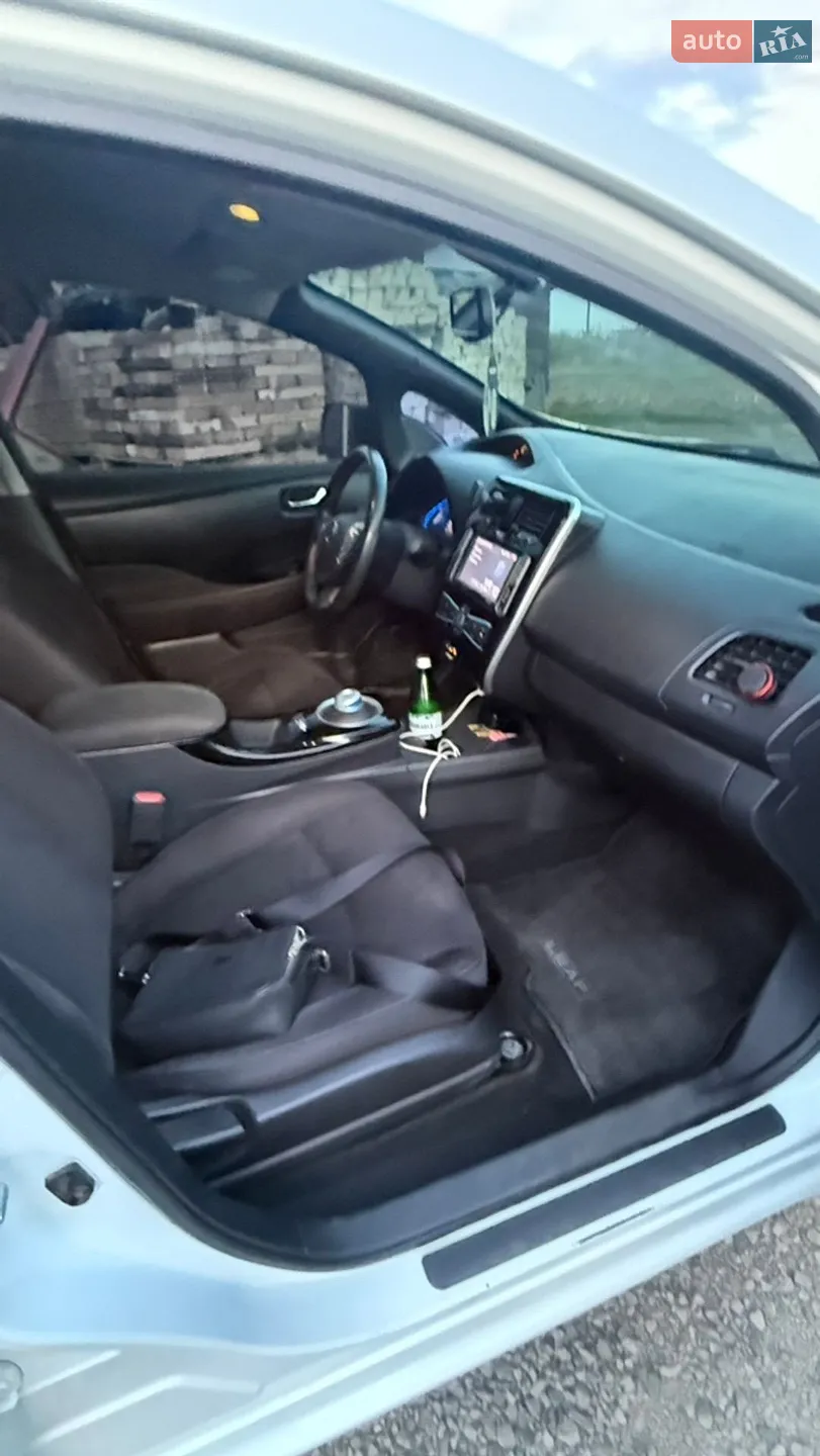 2013 Nissan Leaf - мініатюра 8