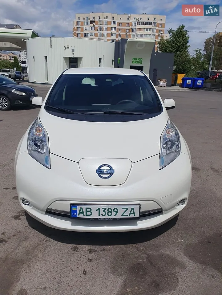 2017 Nissan Leaf - мініатюра 13