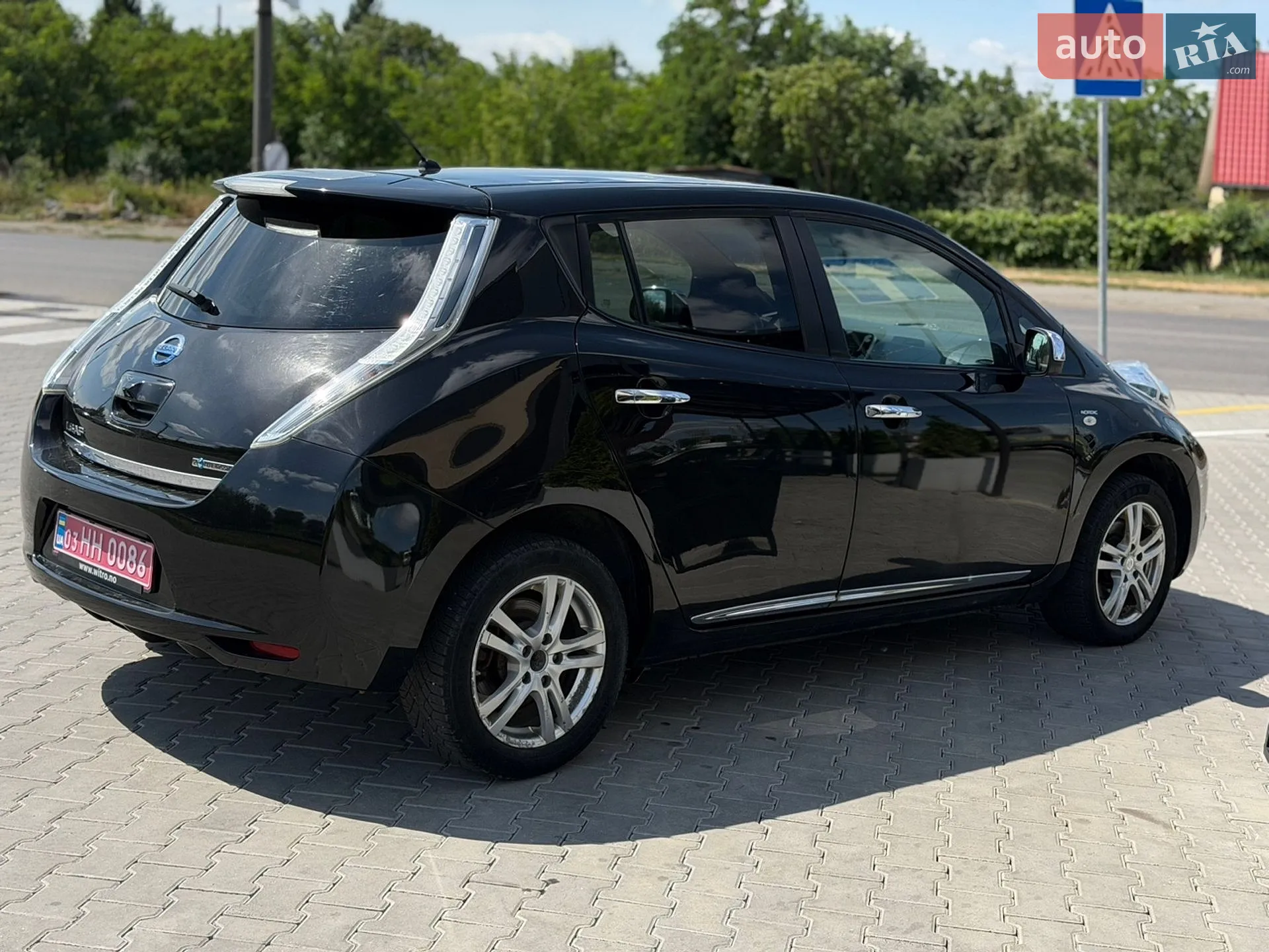 2014 Nissan Leaf - мініатюра 5