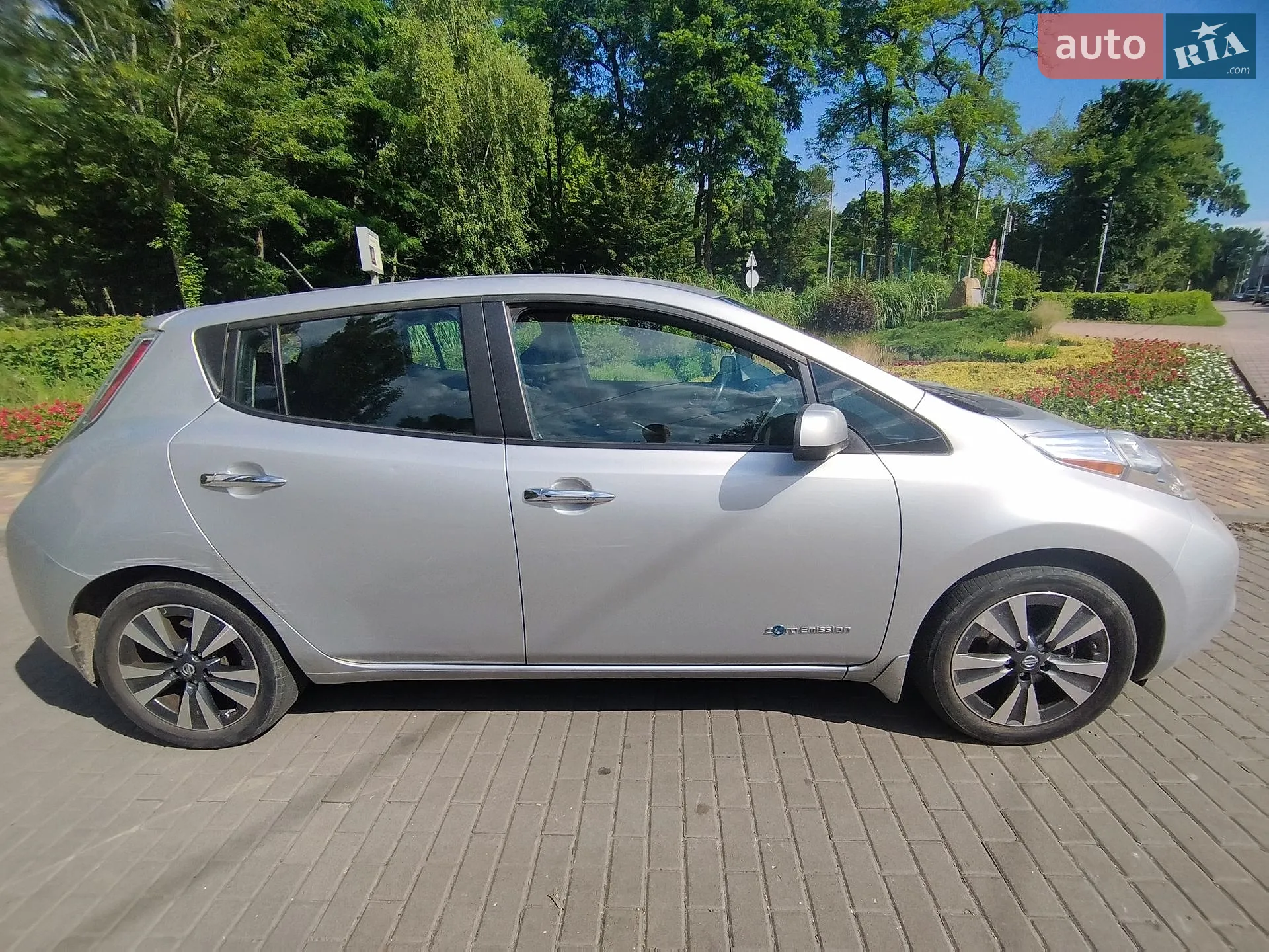 2016 Nissan Leaf - мініатюра 6