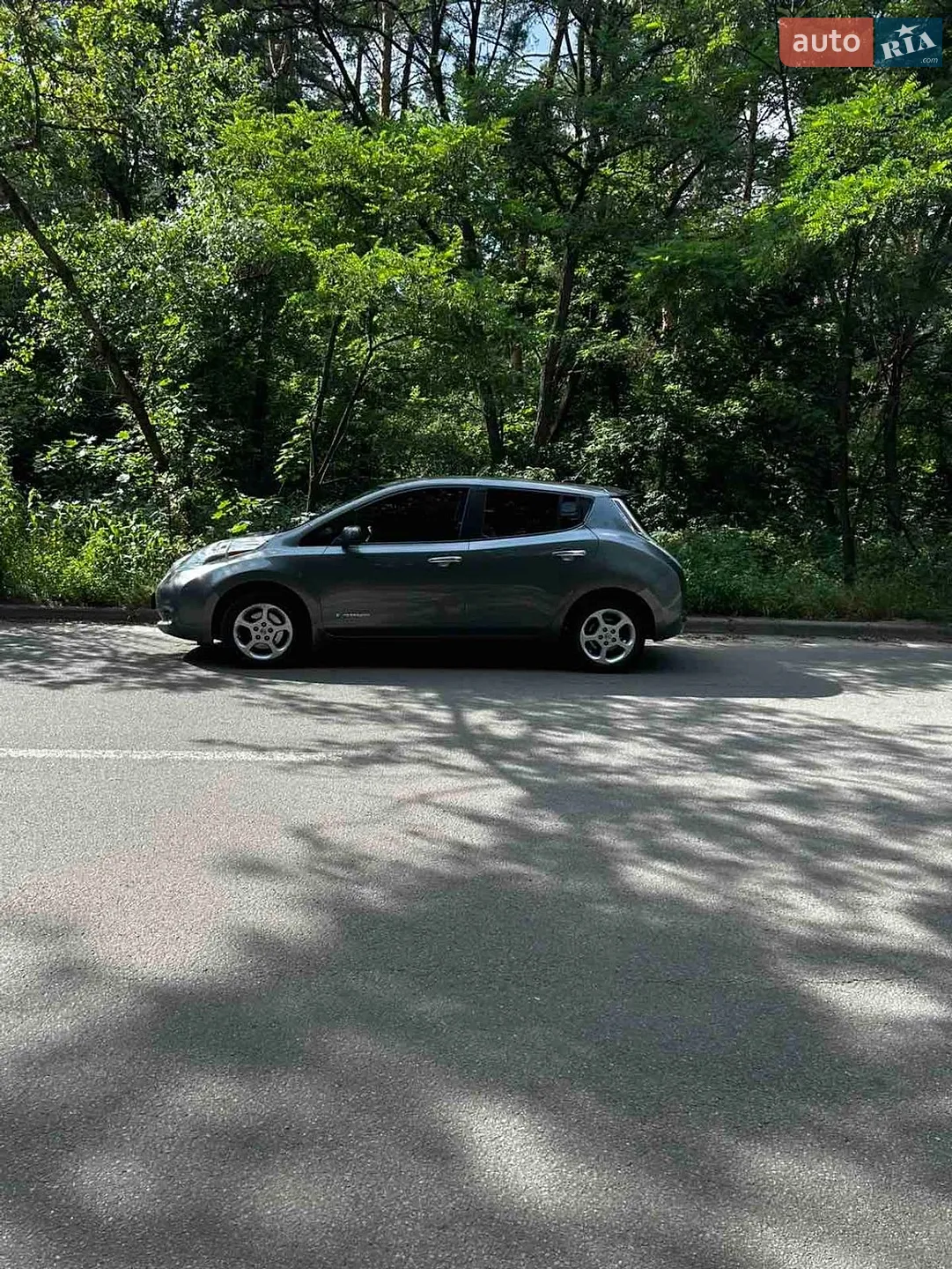 2017 Nissan Leaf - мініатюра 2