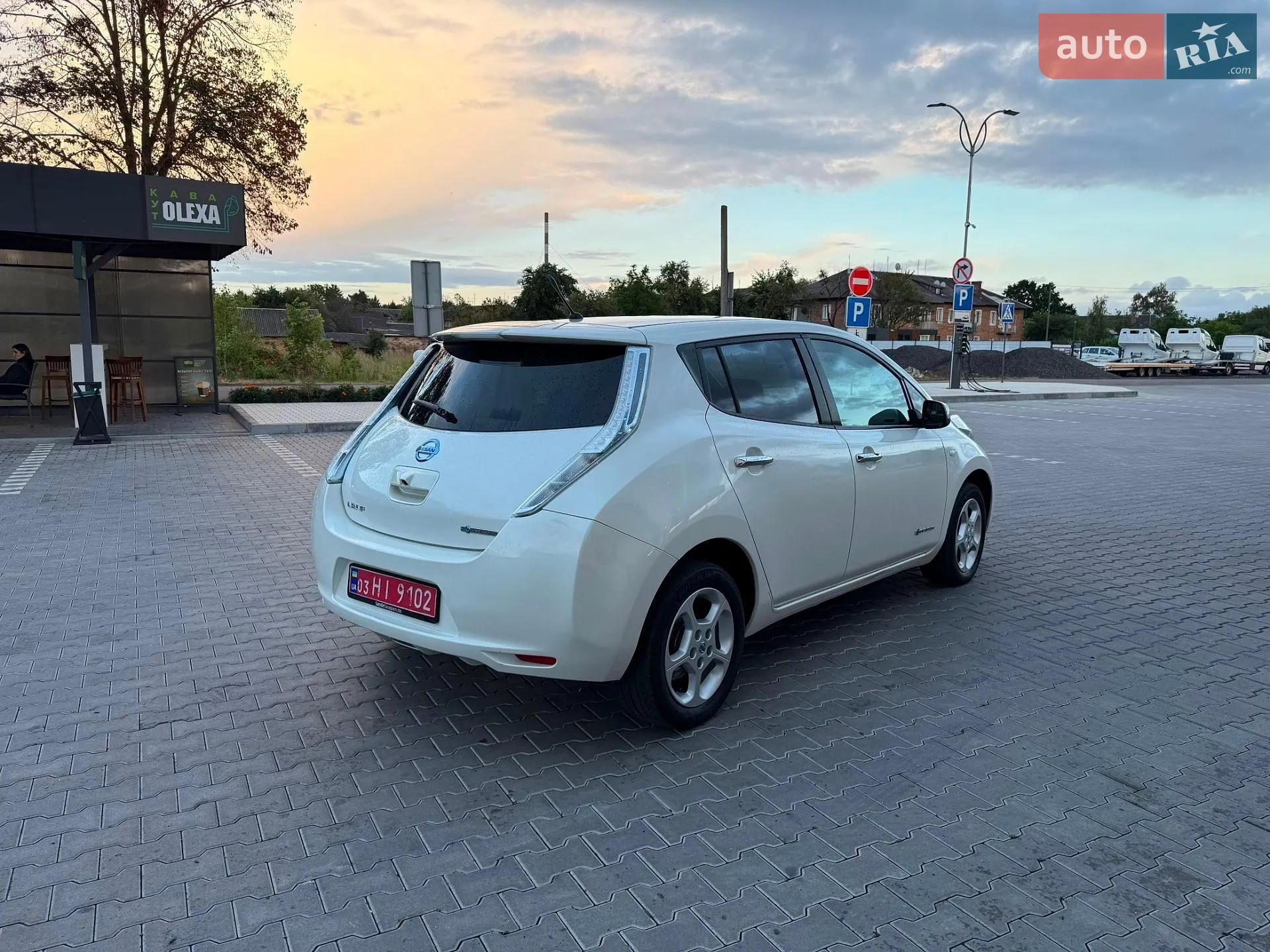 2014 Nissan Leaf - мініатюра 11
