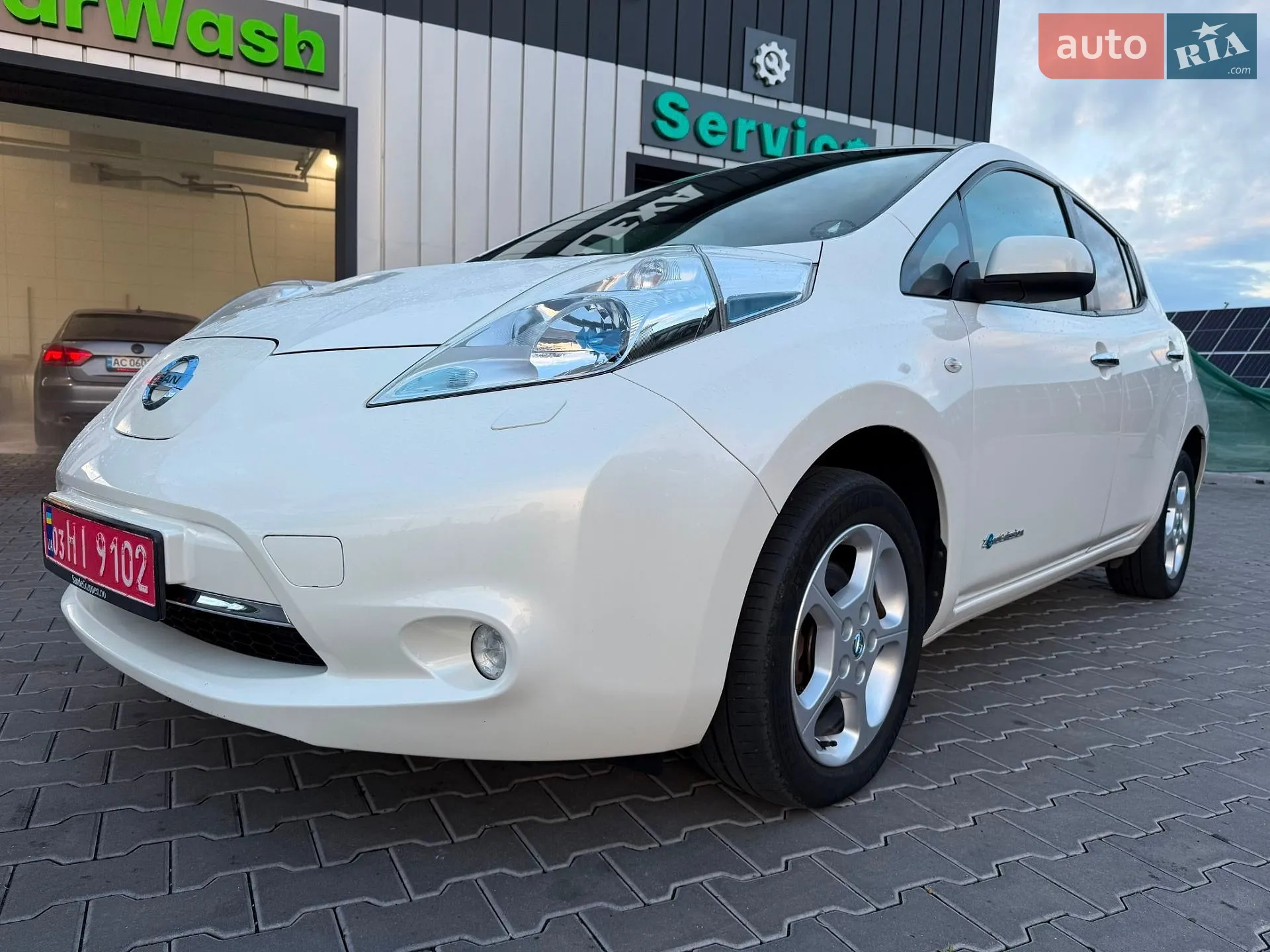 2014 Nissan Leaf - мініатюра 16