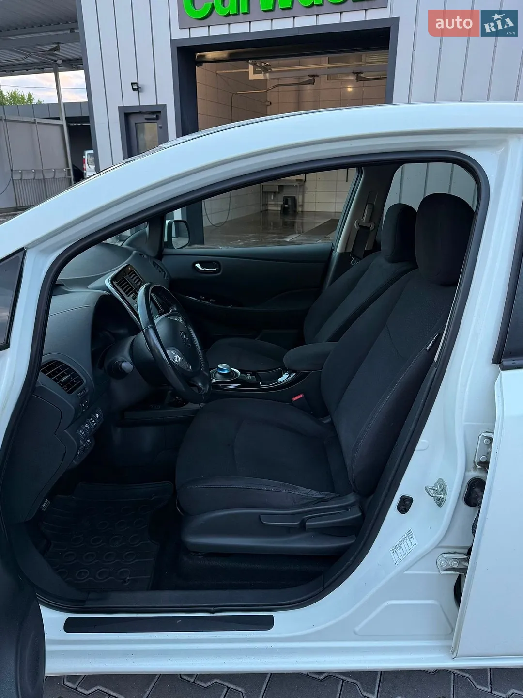 2014 Nissan Leaf - мініатюра 30