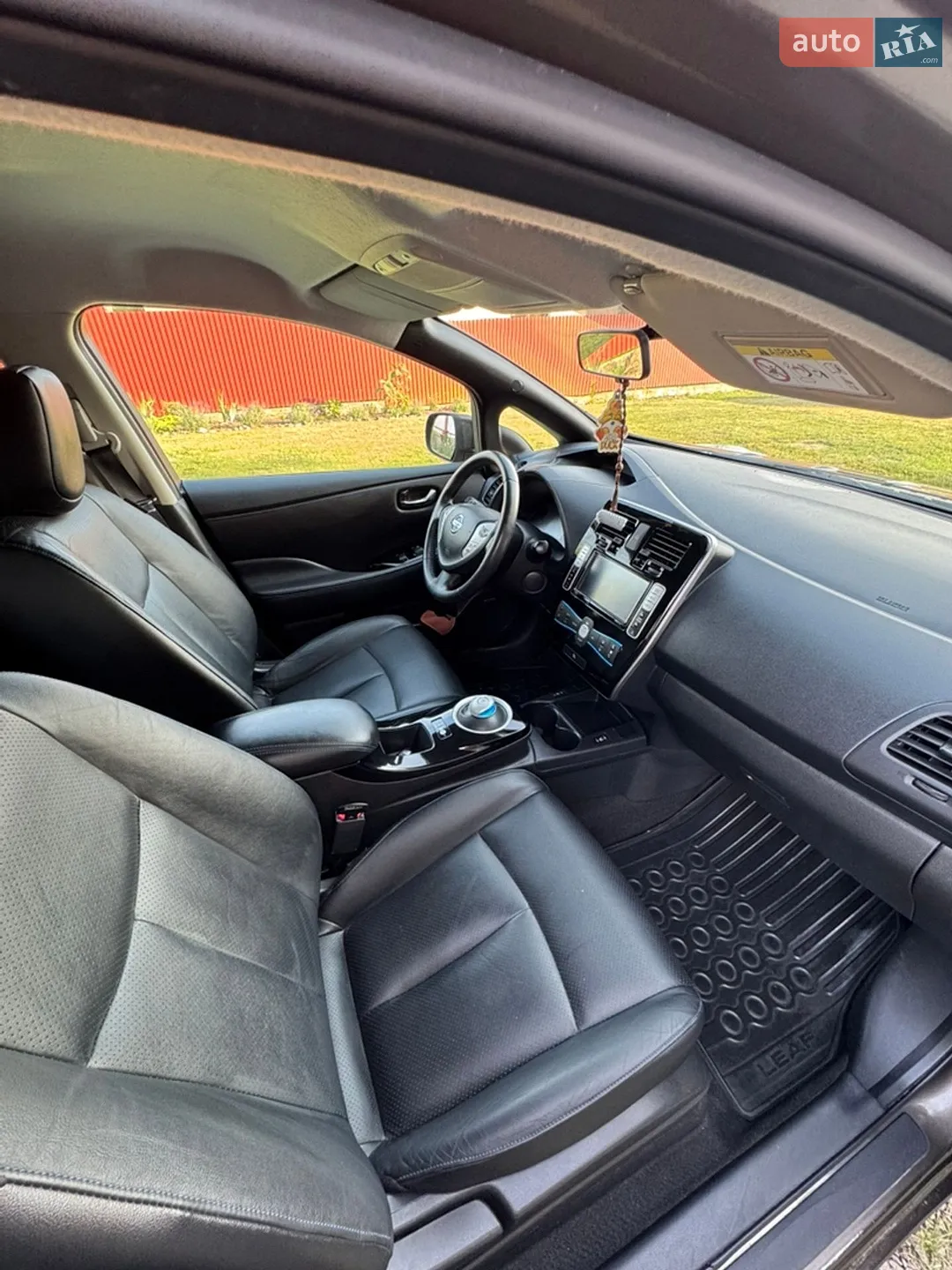 2016 Nissan Leaf - мініатюра 21