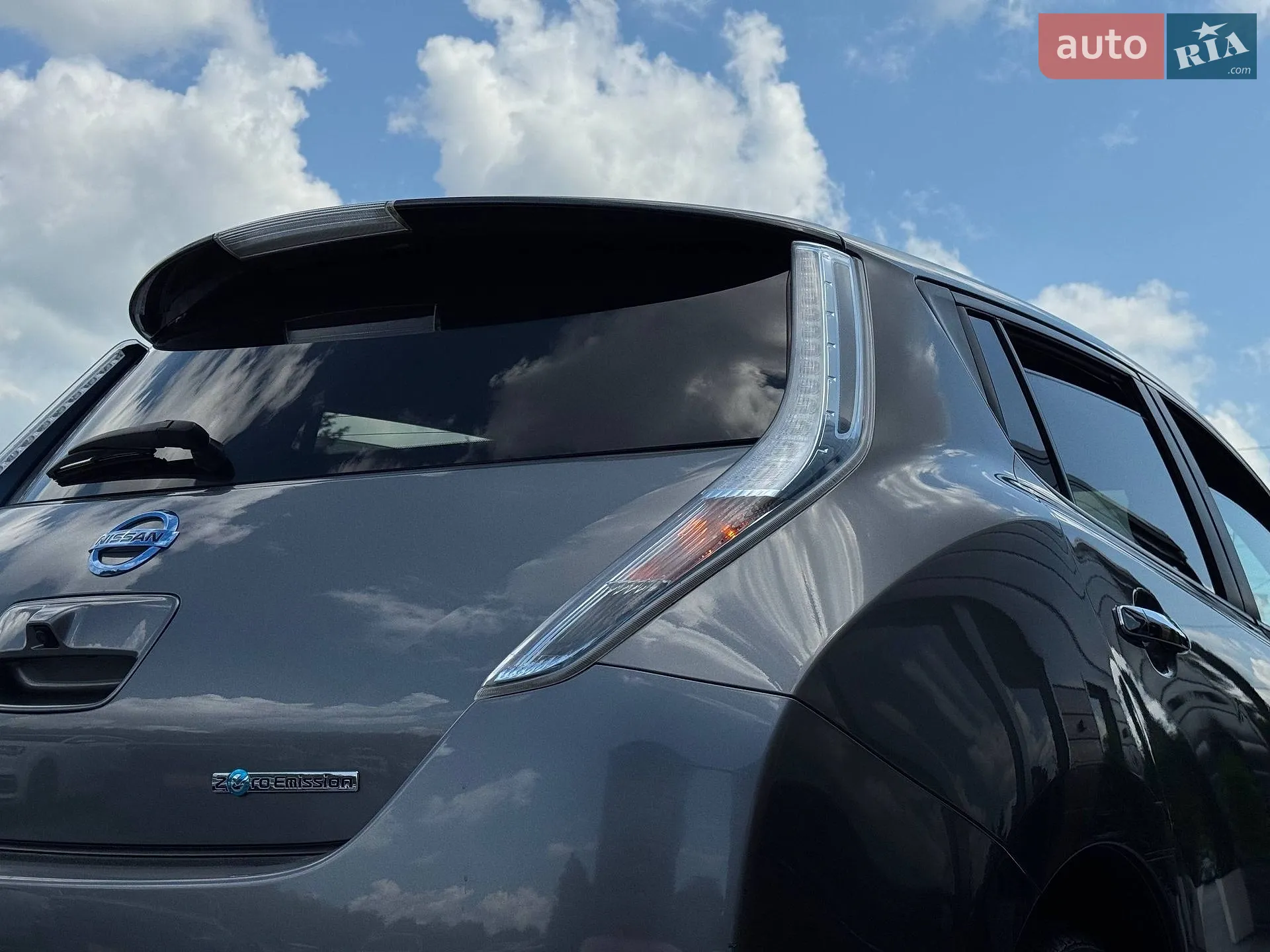 2014 Nissan Leaf - мініатюра 16