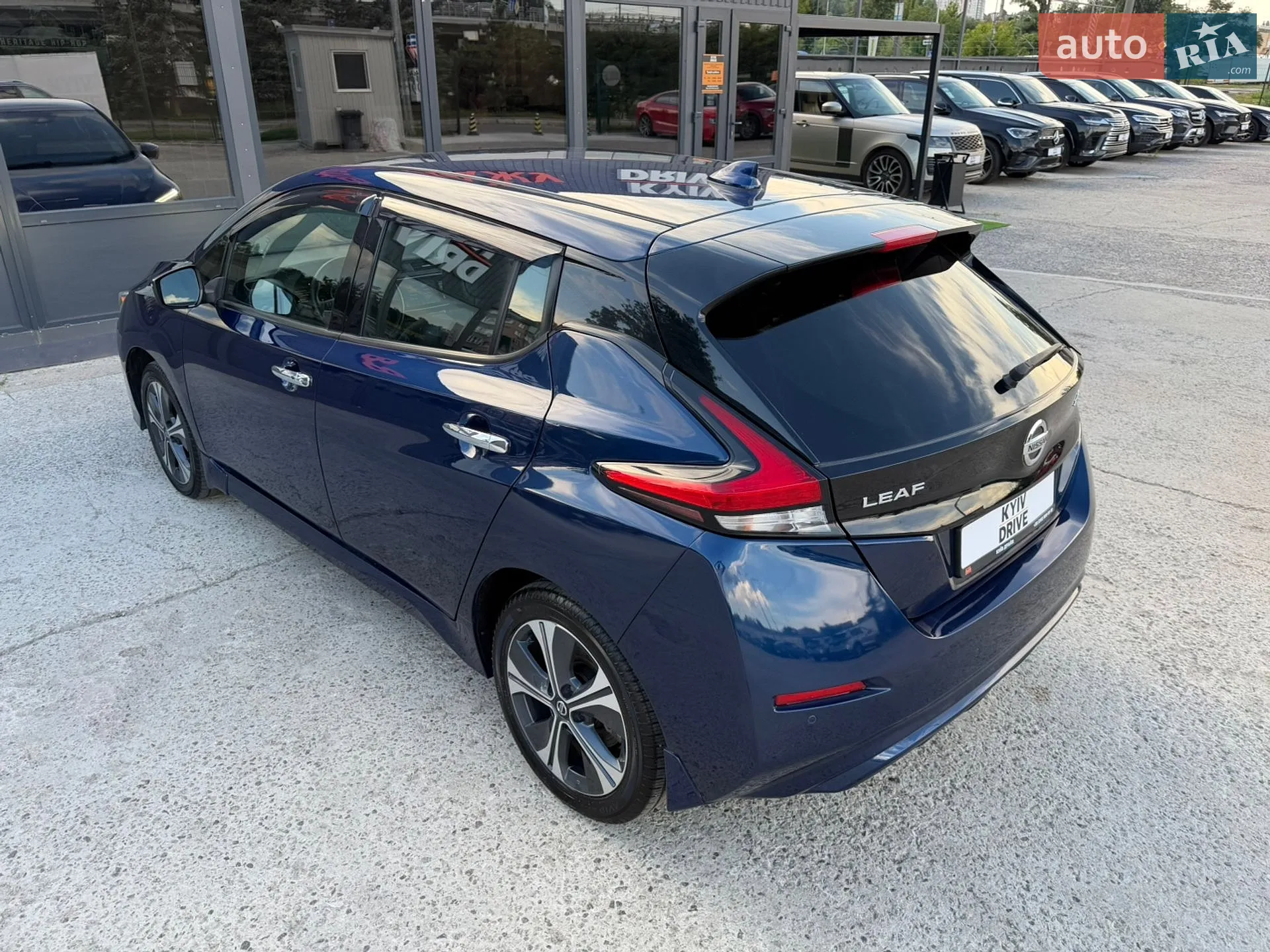 2020 Nissan Leaf - мініатюра 11