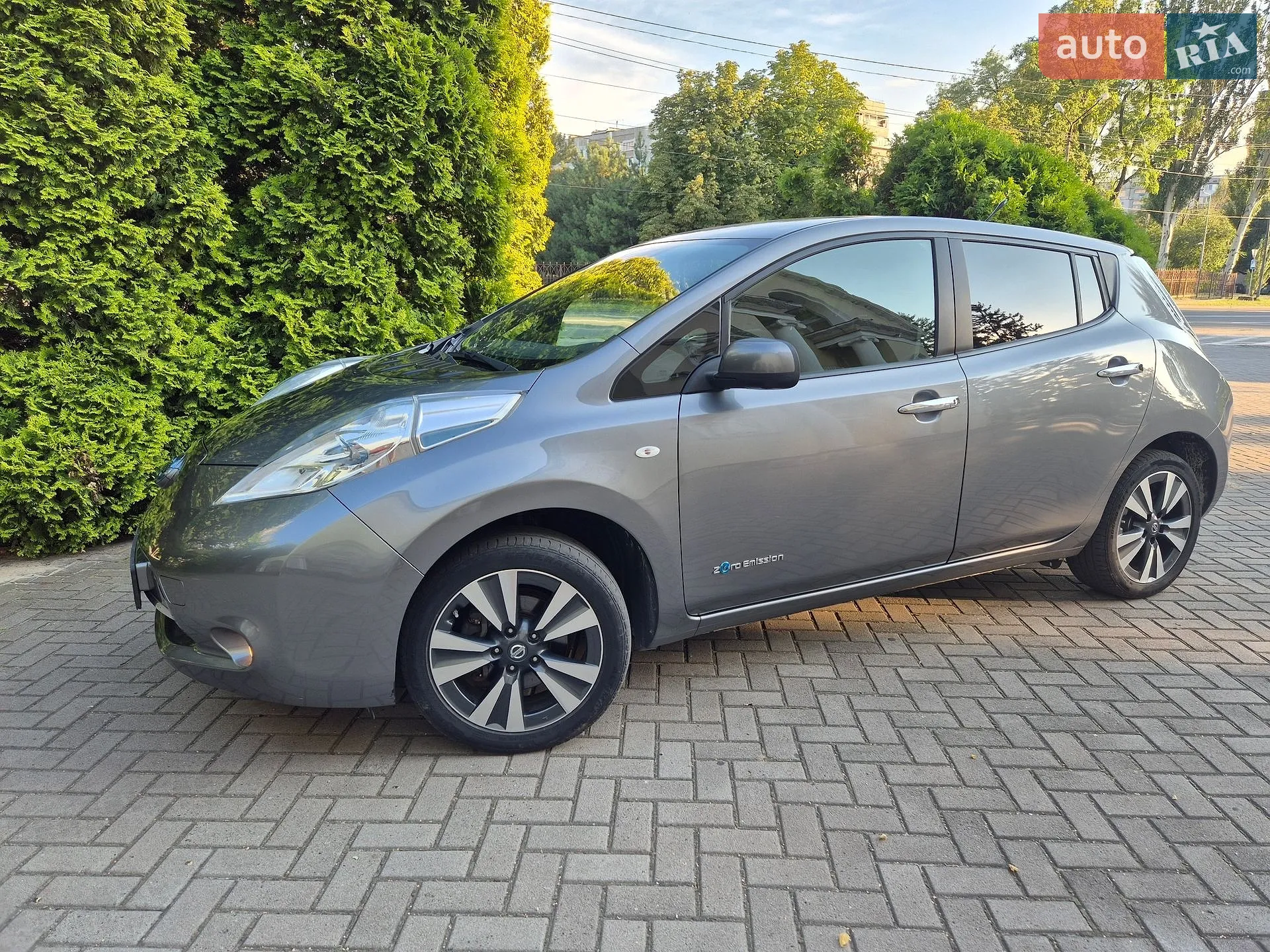 2013 Nissan Leaf - мініатюра 6