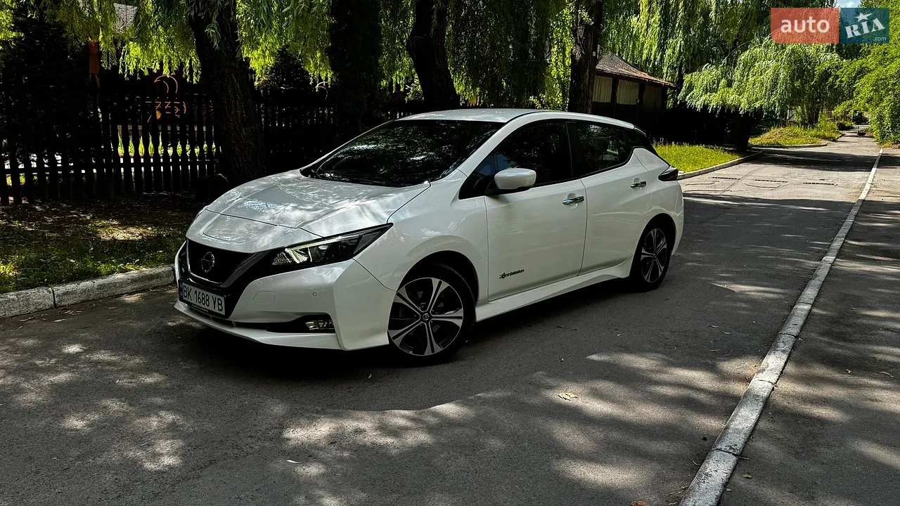 2018 Nissan Leaf - мініатюра 180