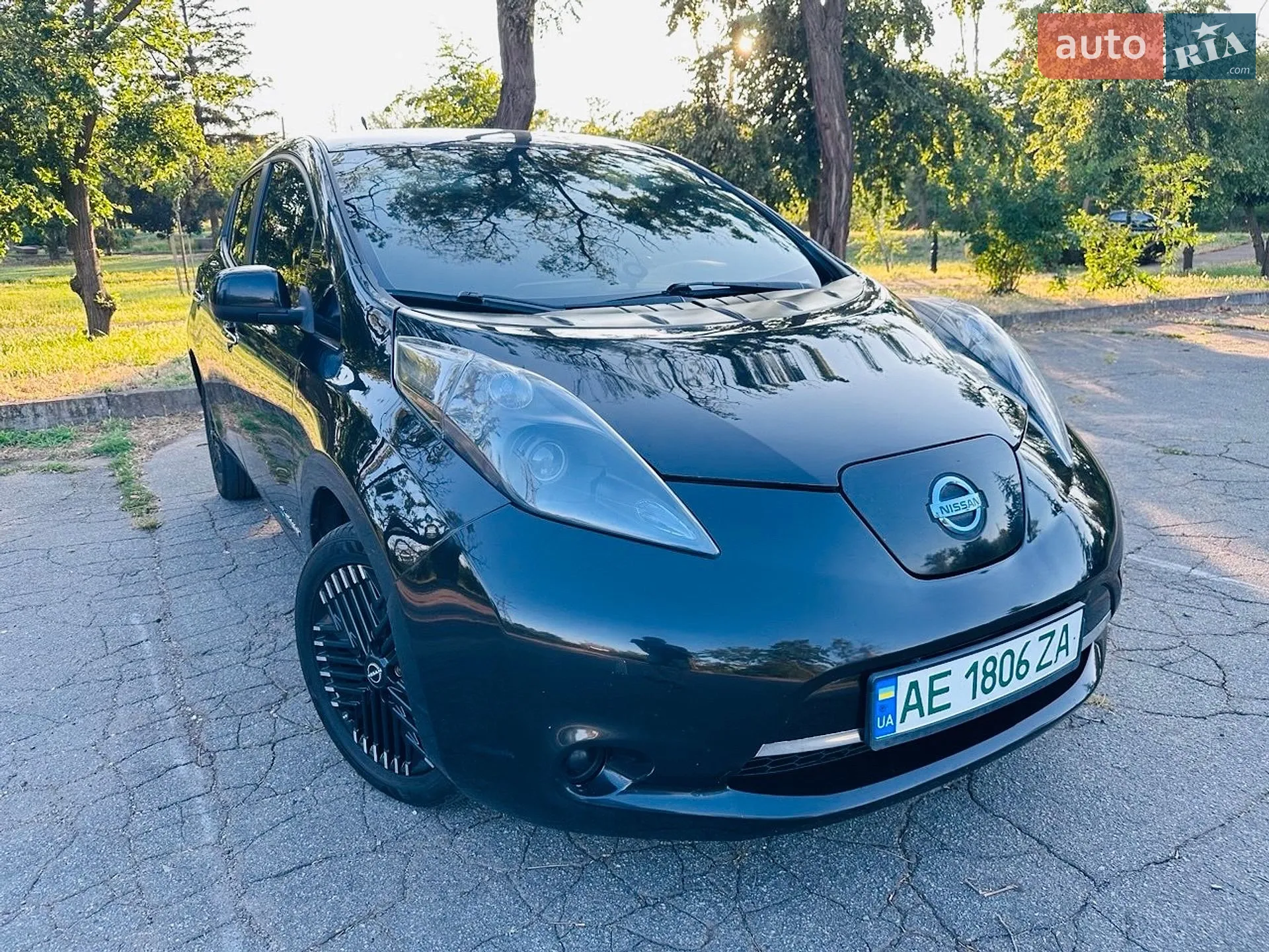 2015 Nissan Leaf - мініатюра 2