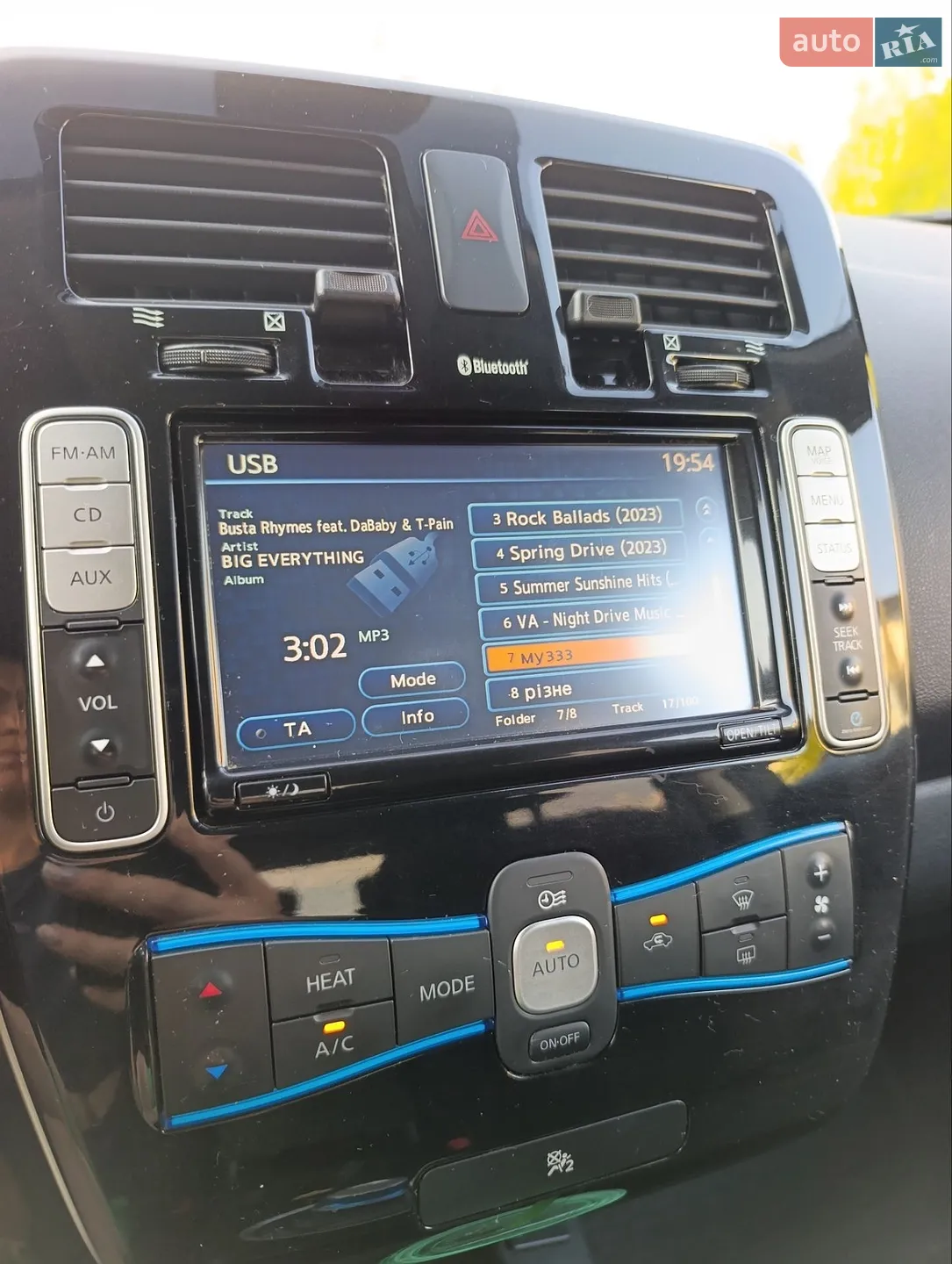2013 Nissan Leaf - мініатюра 21