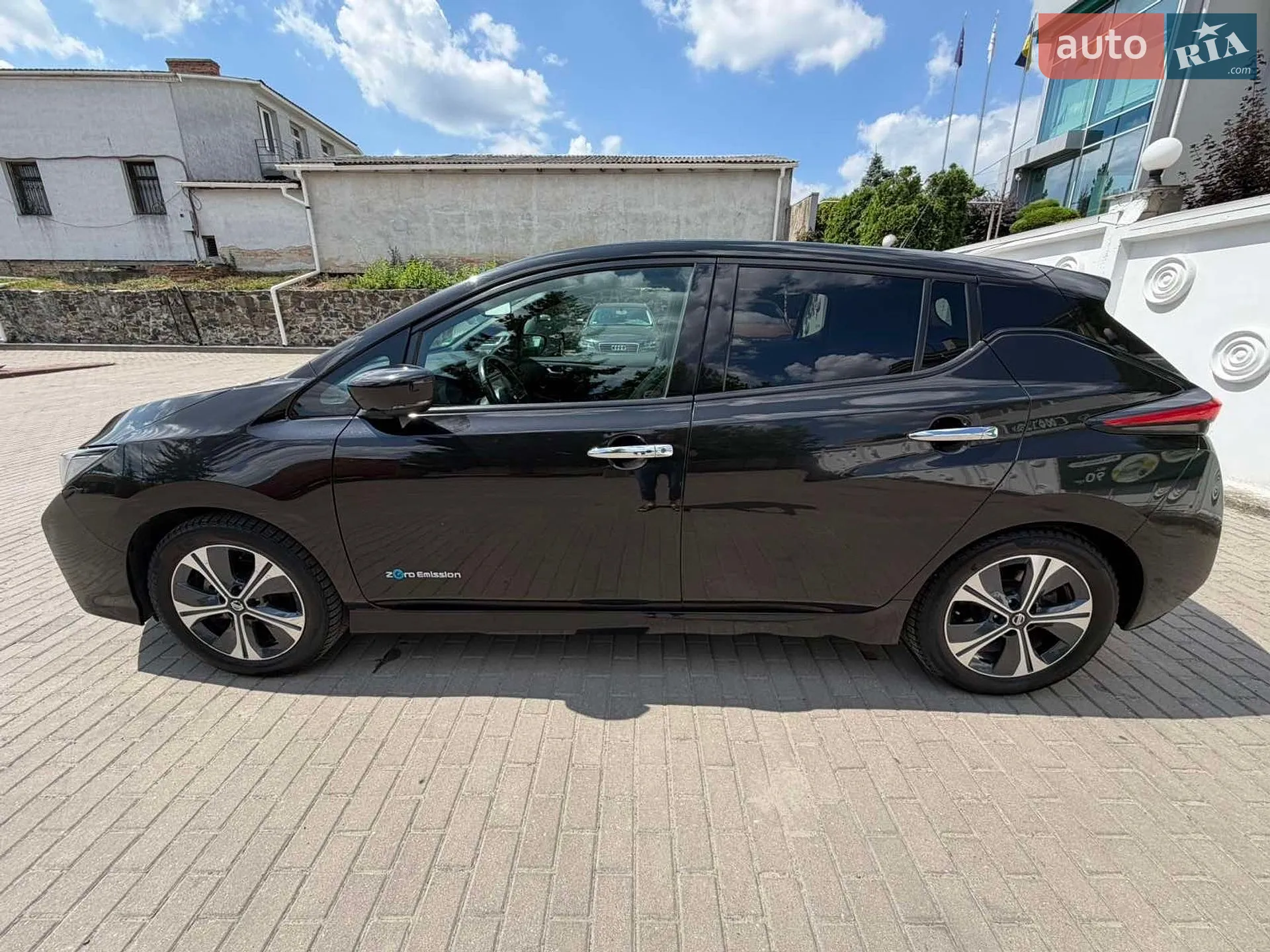2020 Nissan Leaf - мініатюра 12