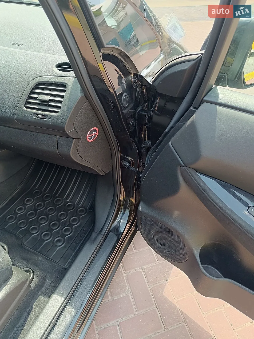 2017 Nissan Leaf - мініатюра 9