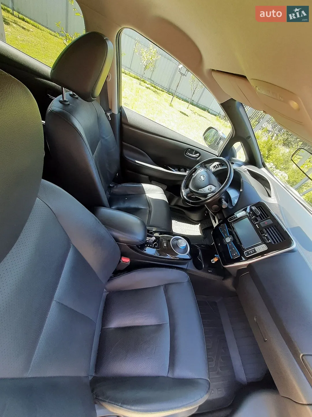 2015 Nissan Leaf - мініатюра 26
