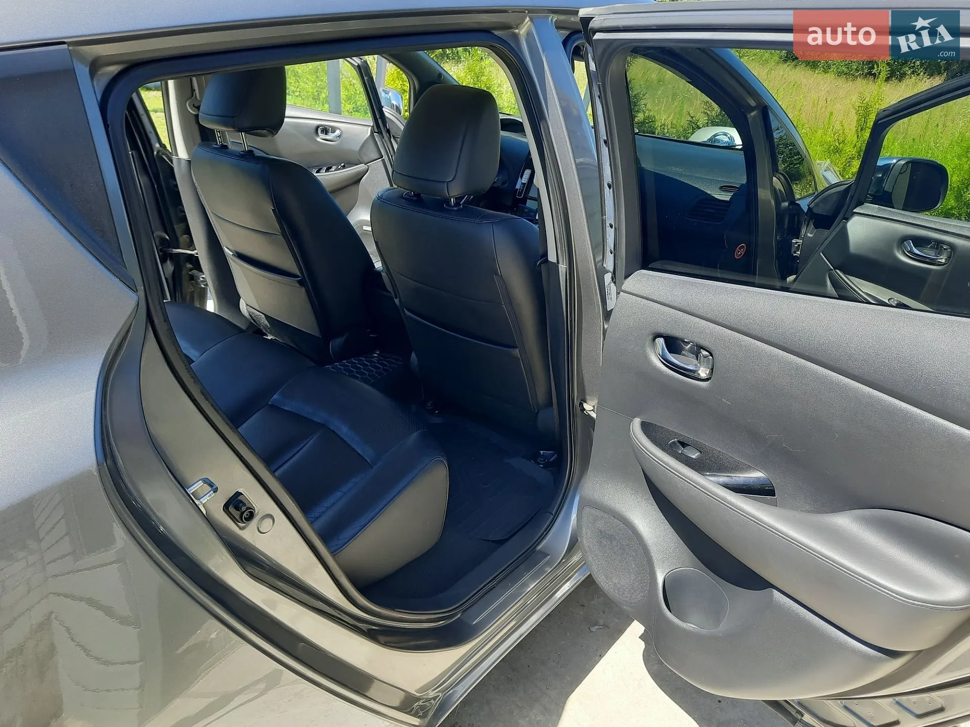 2015 Nissan Leaf - мініатюра 32