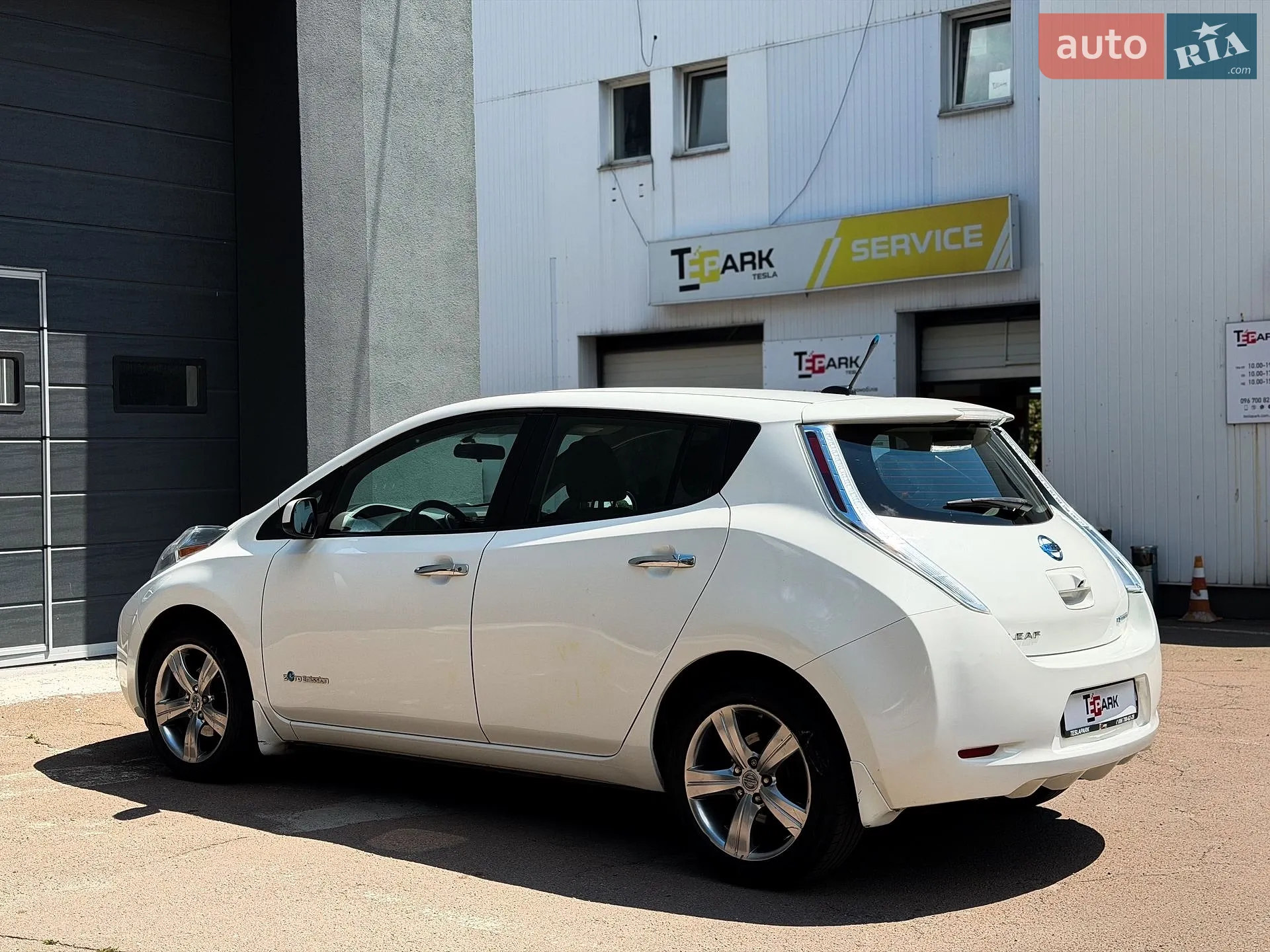 2013 Nissan Leaf - мініатюра 8