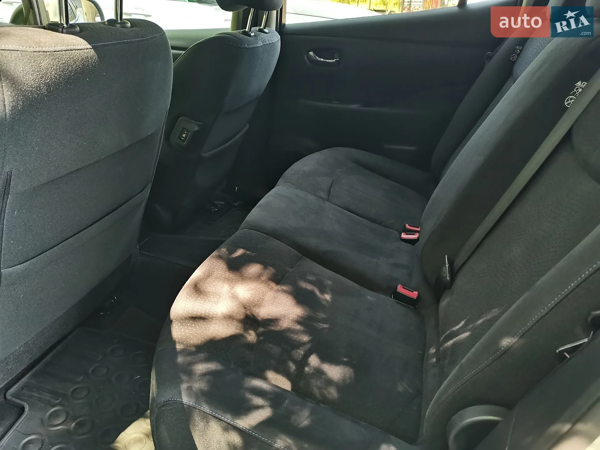 2017 Nissan Leaf - мініатюра 13