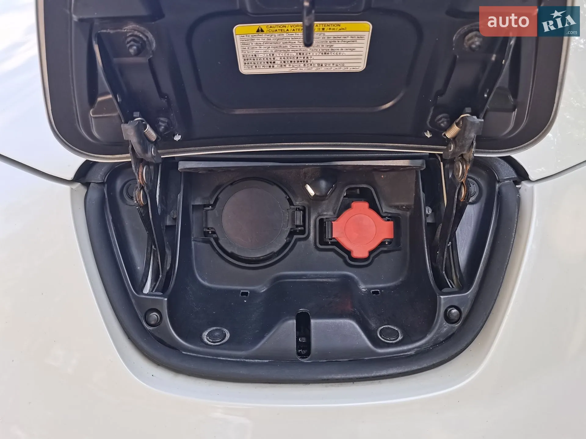 2017 Nissan Leaf - мініатюра 32