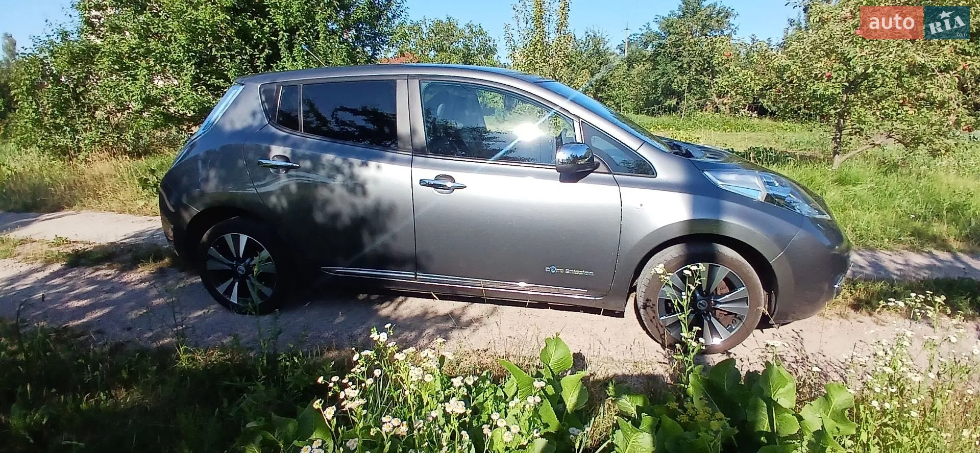 2014 Nissan Leaf - мініатюра 2