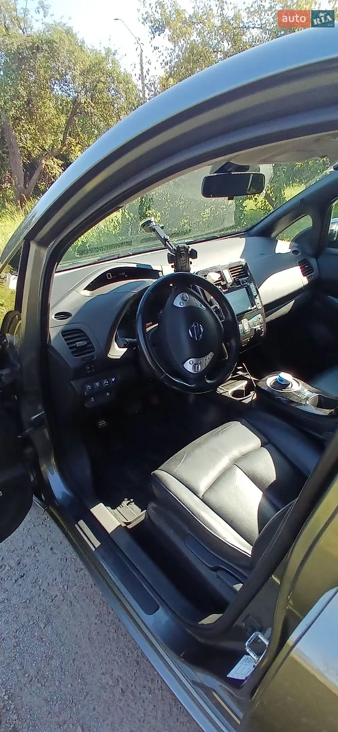 2014 Nissan Leaf - мініатюра 4