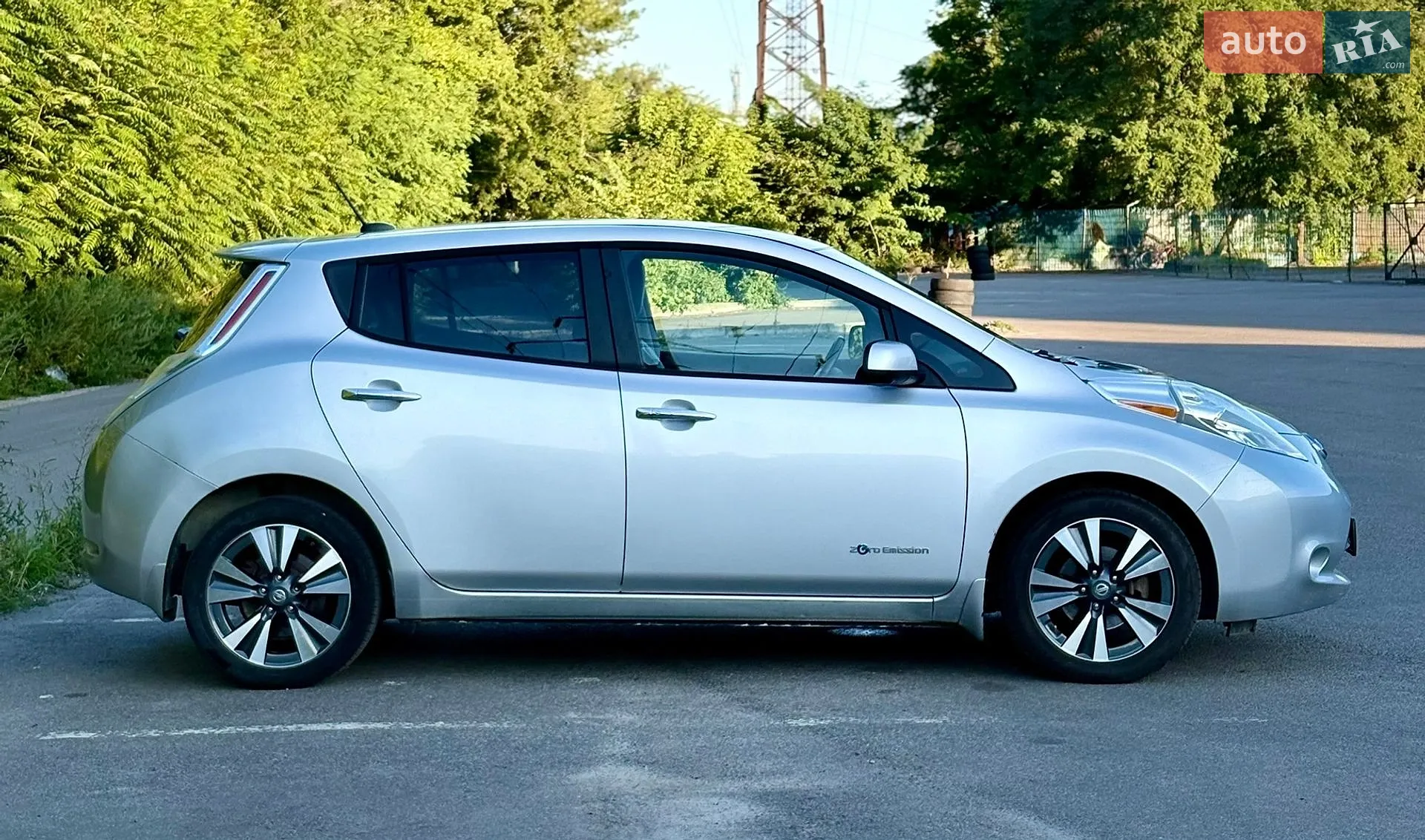 2013 Nissan Leaf - мініатюра 2
