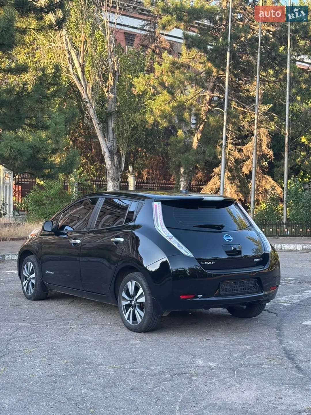 2016 Nissan Leaf - мініатюра 4
