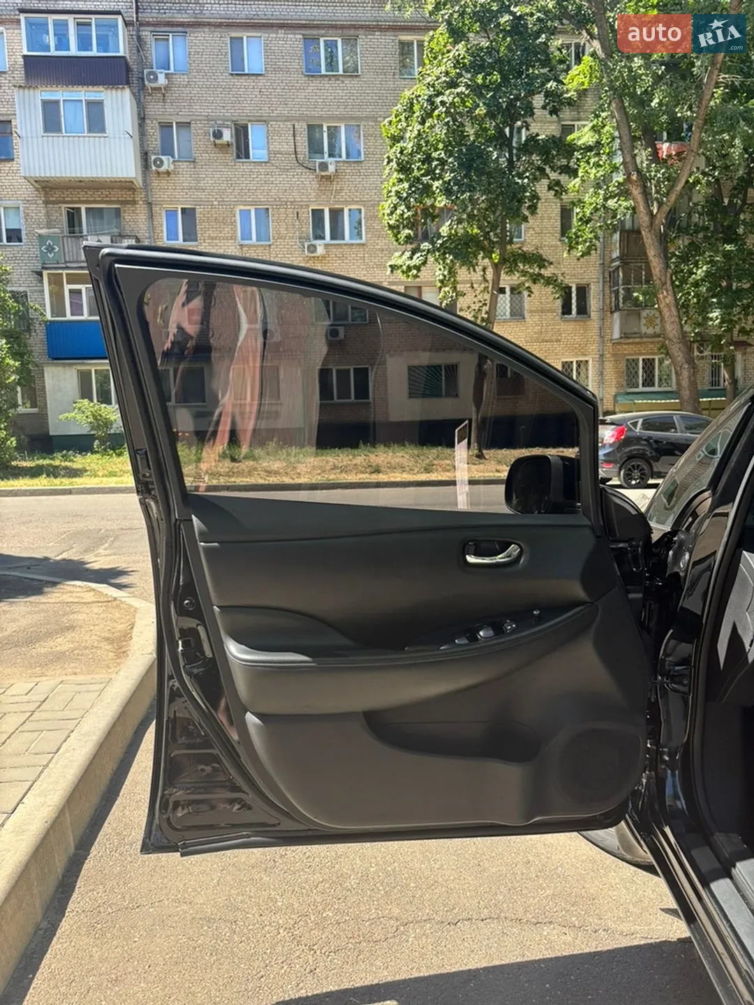 2016 Nissan Leaf - мініатюра 10
