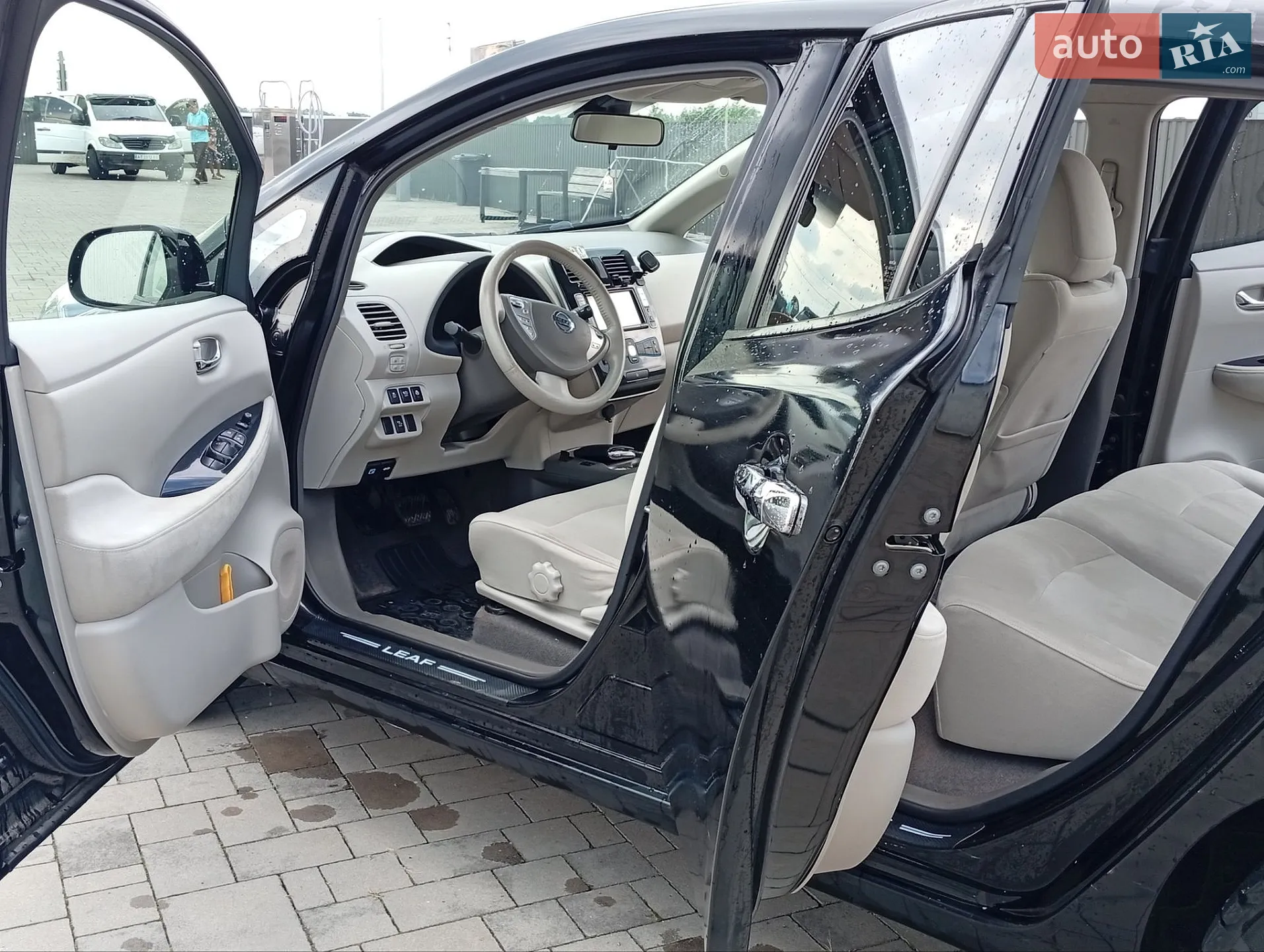 2012 Nissan Leaf - мініатюра 11