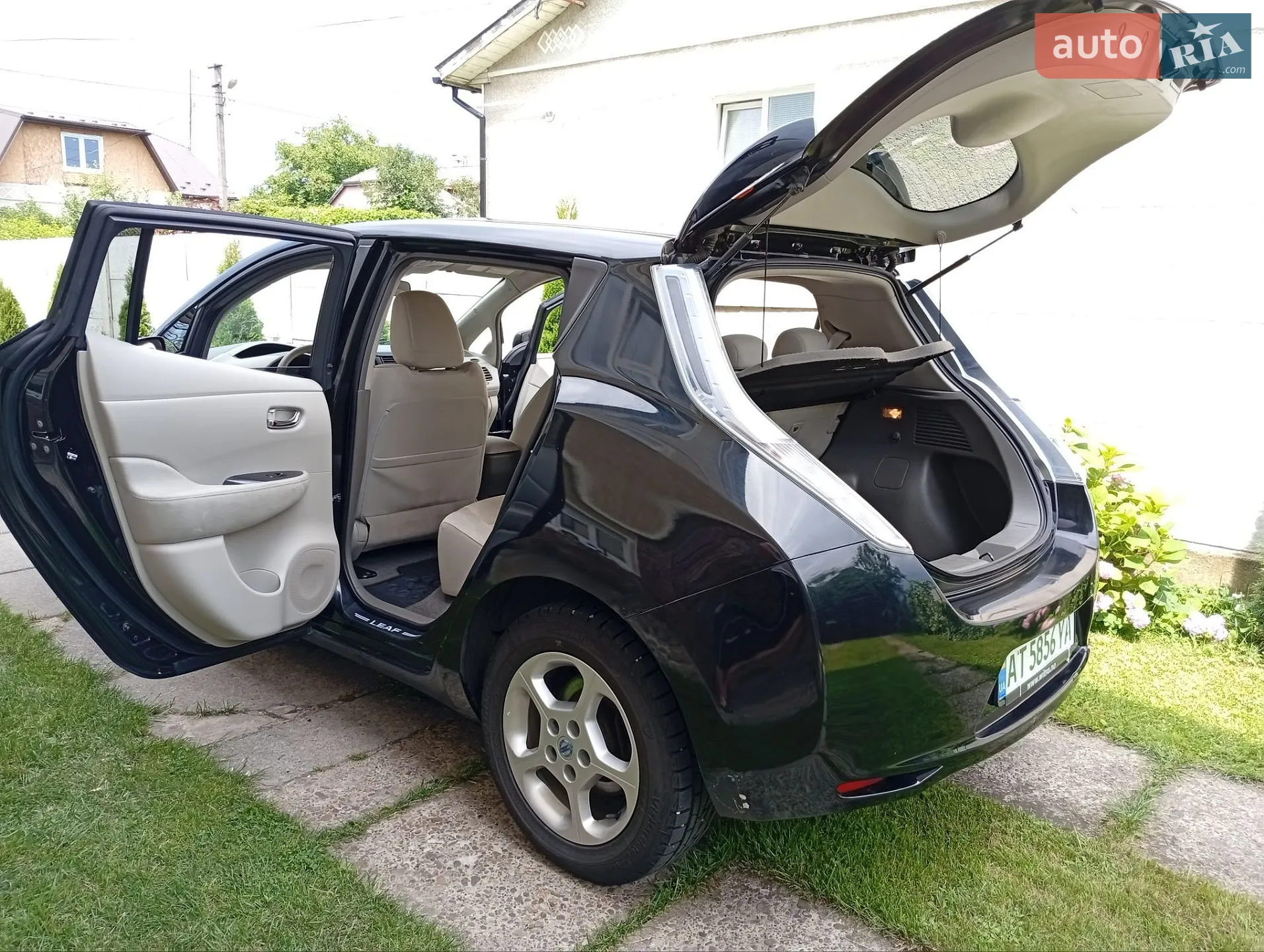 2012 Nissan Leaf - мініатюра 16