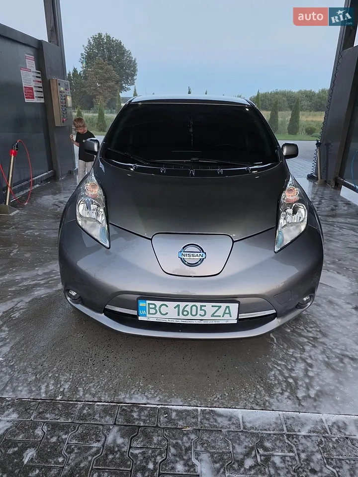 2015 Nissan Leaf - мініатюра 15