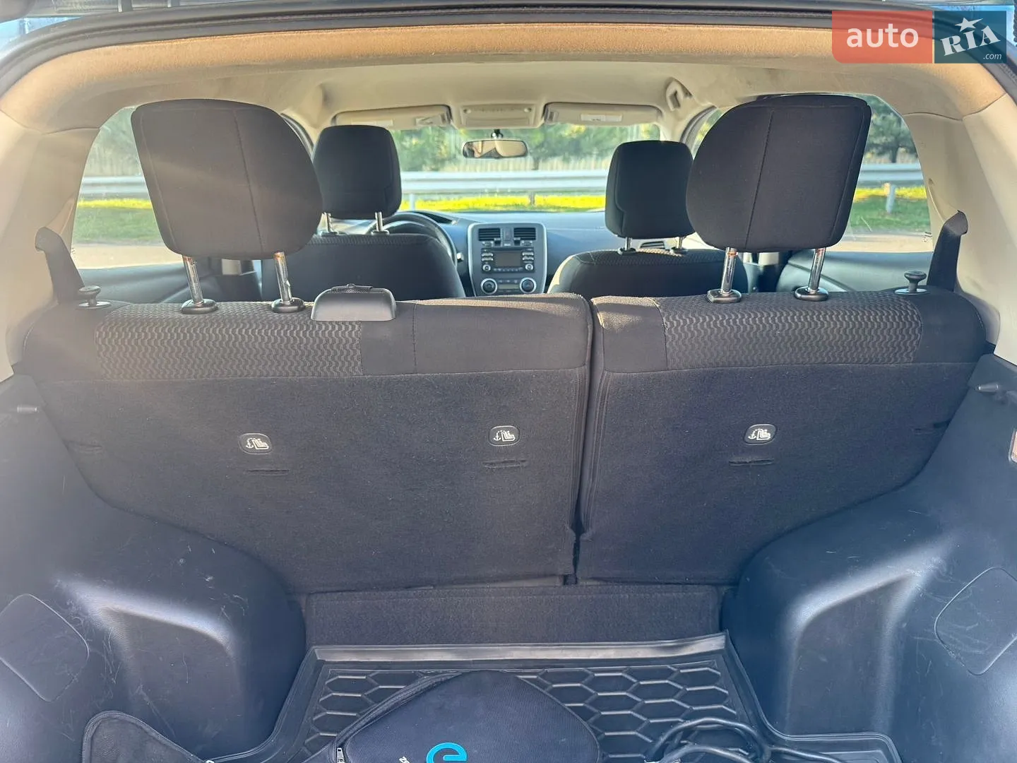 2014 Nissan Leaf - мініатюра 47