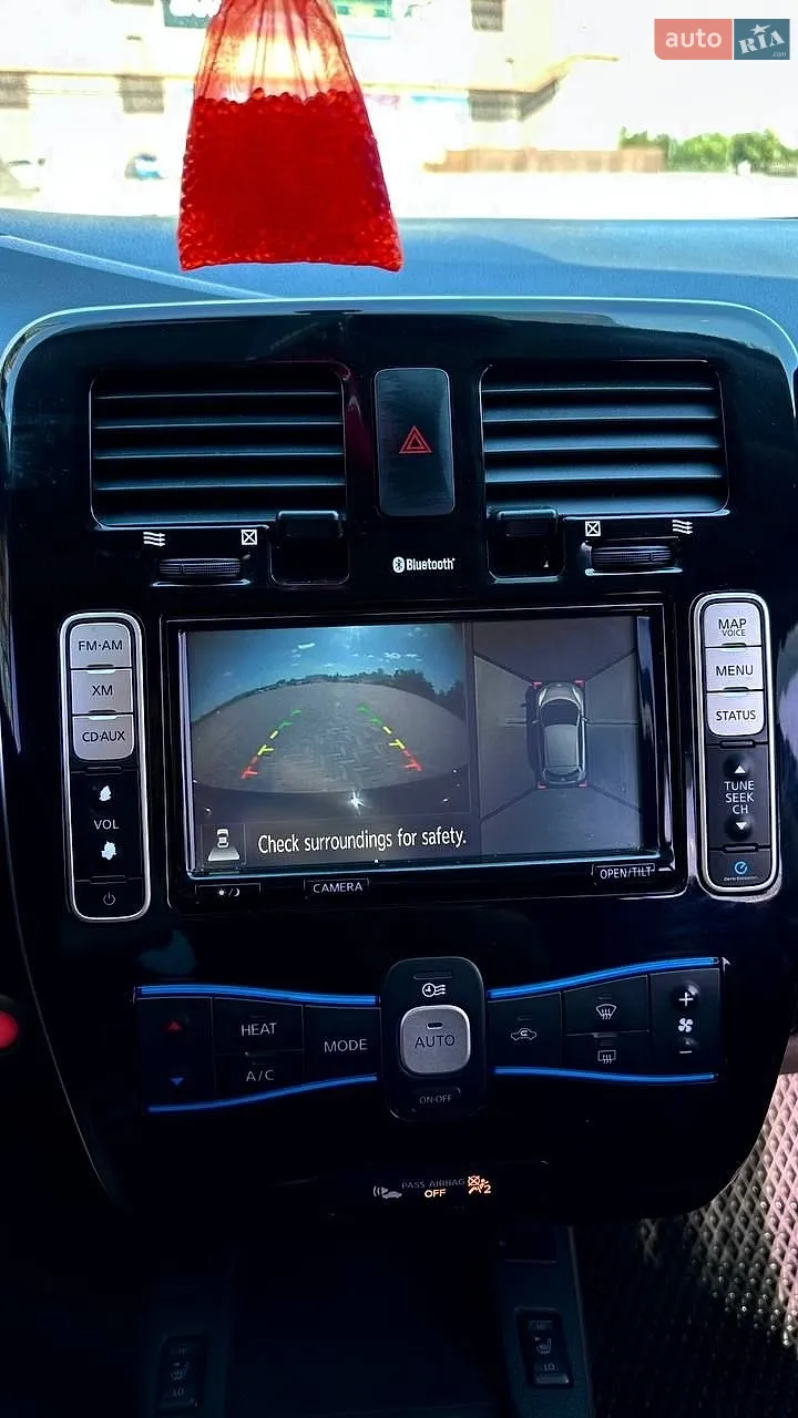 2013 Nissan Leaf - мініатюра 20
