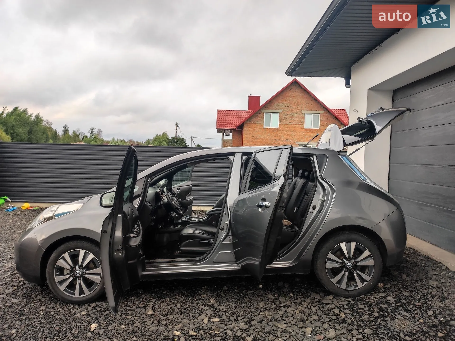 2013 Nissan Leaf - мініатюра 9