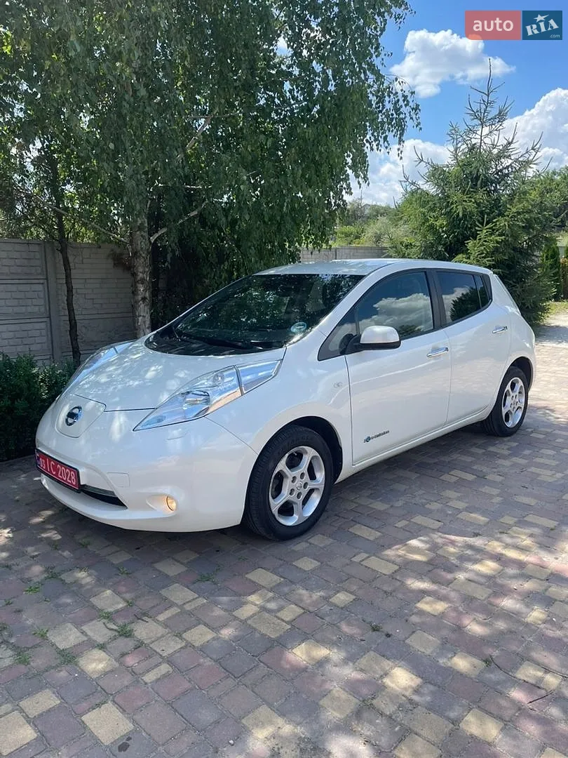 2015 Nissan Leaf - фото 1