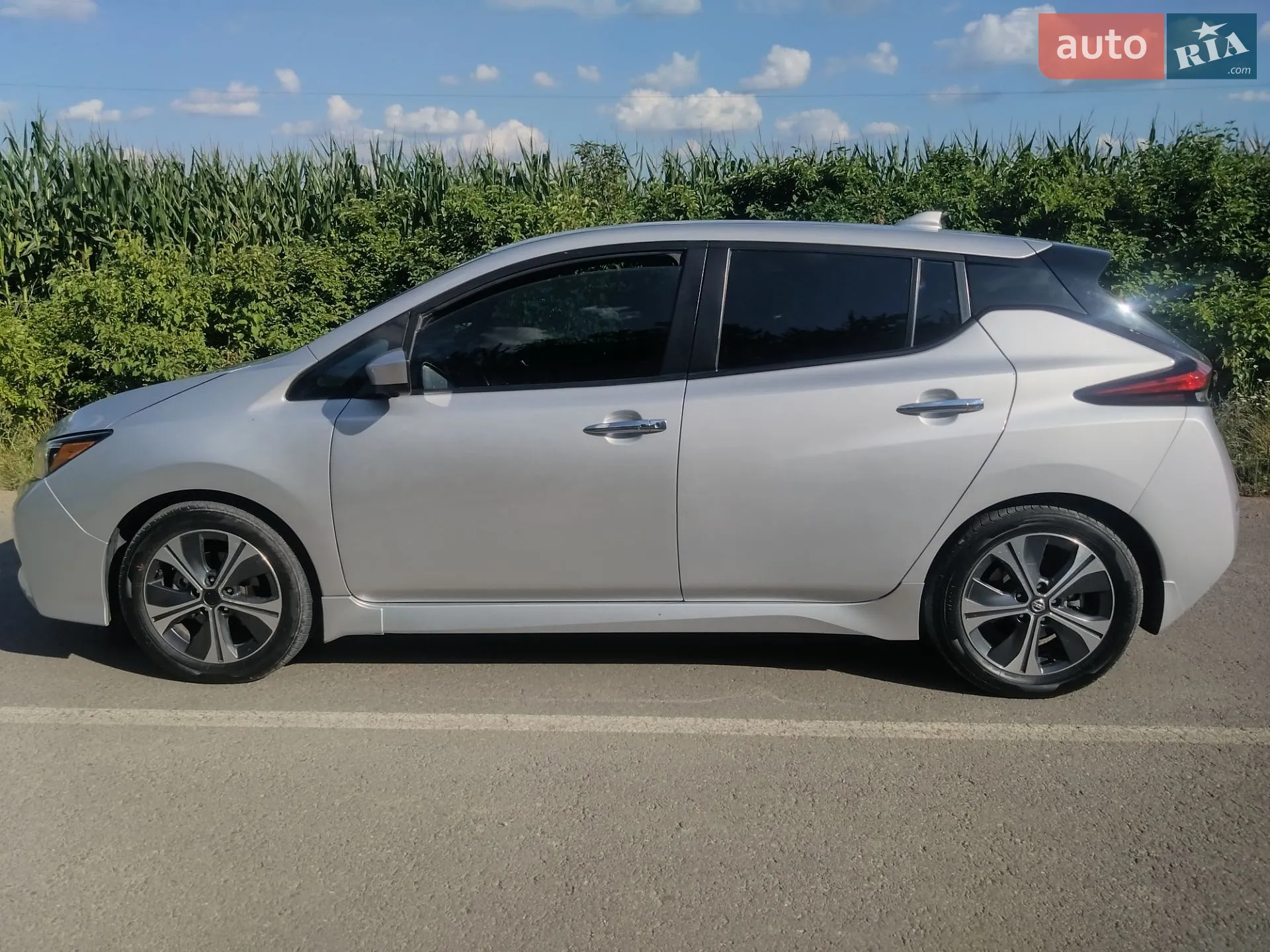 2020 Nissan Leaf - мініатюра 5