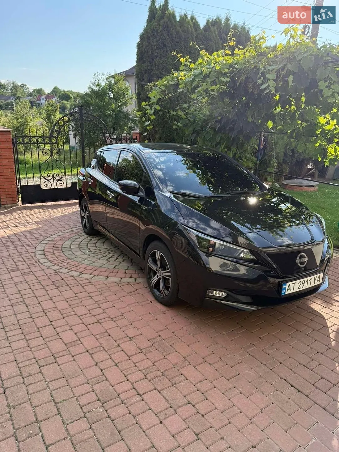 2022 Nissan Leaf - фото 1