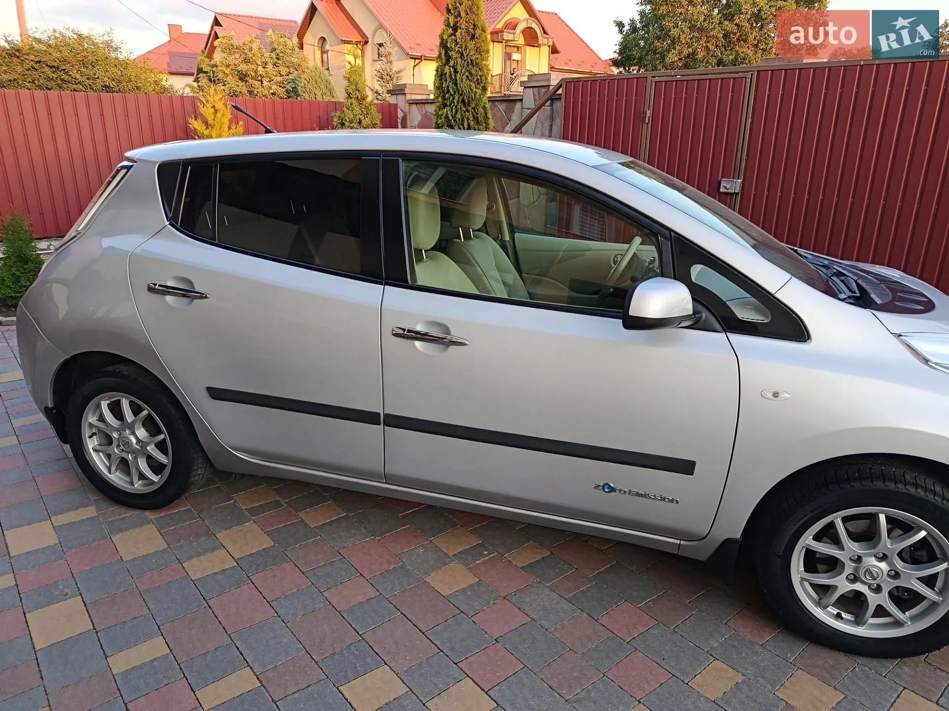 2012 Nissan Leaf - мініатюра 9