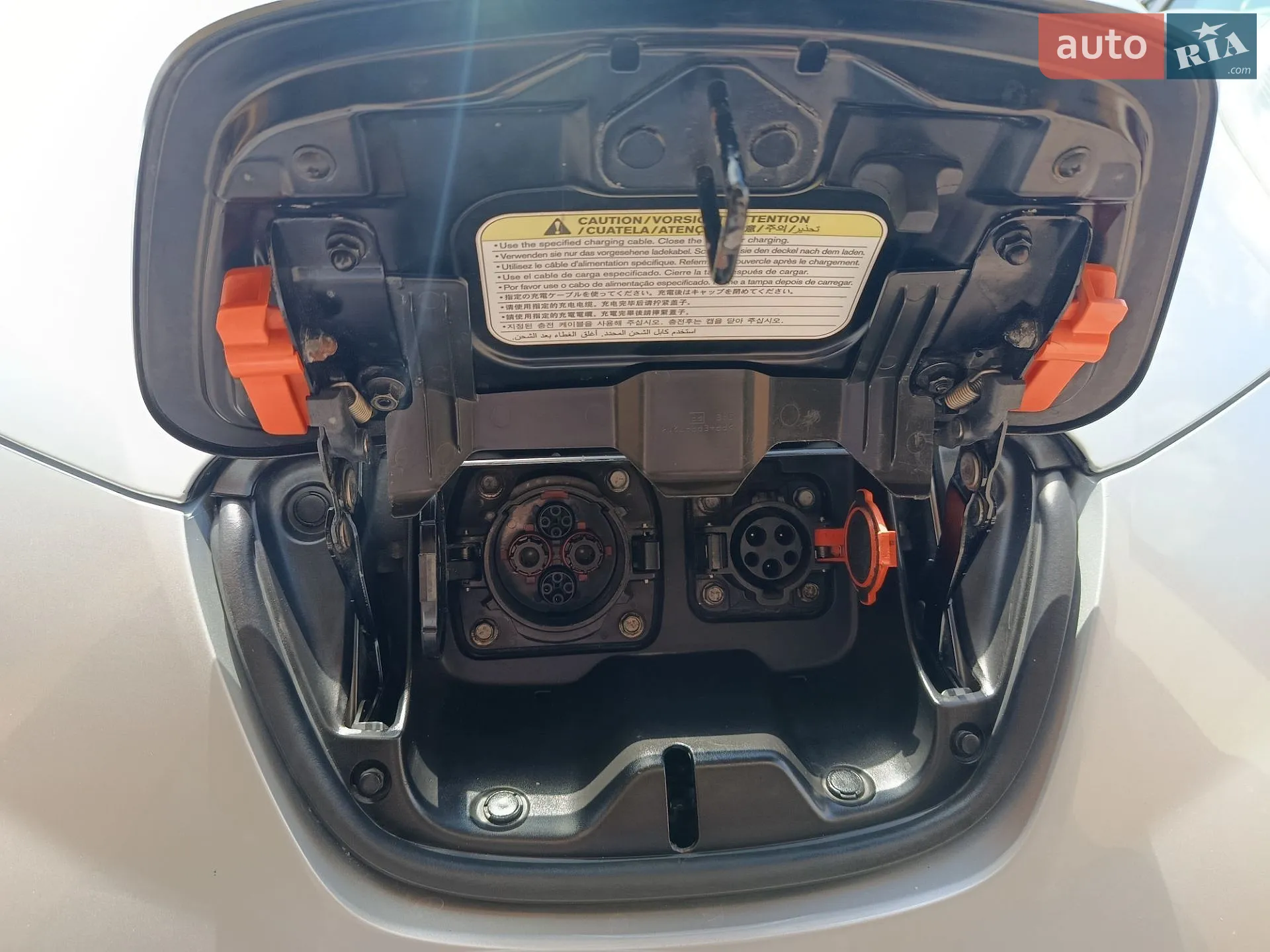 2012 Nissan Leaf - мініатюра 13