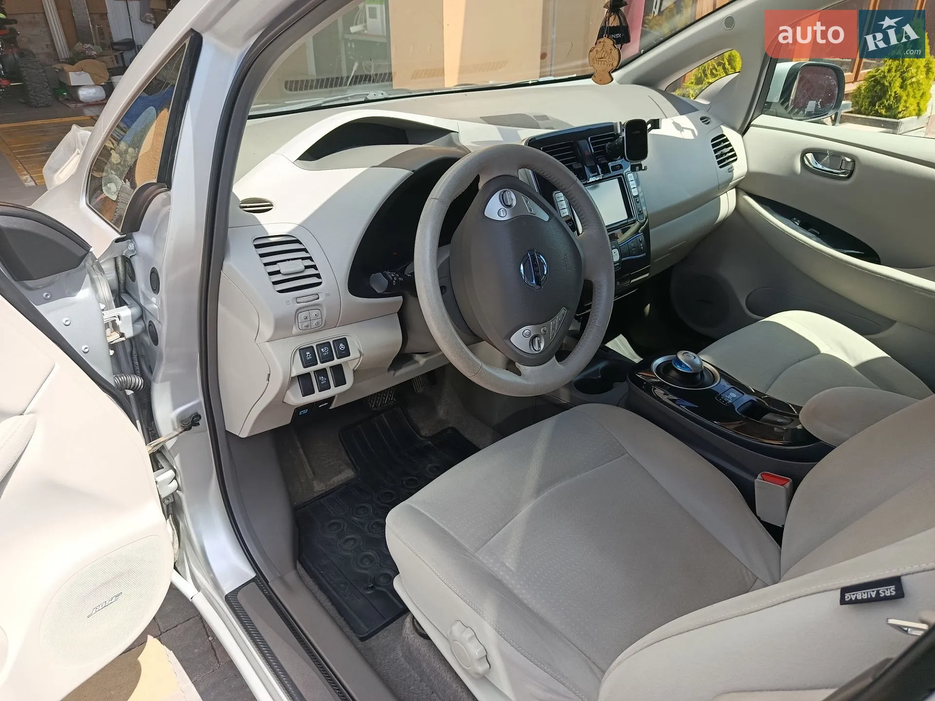 2012 Nissan Leaf - мініатюра 20