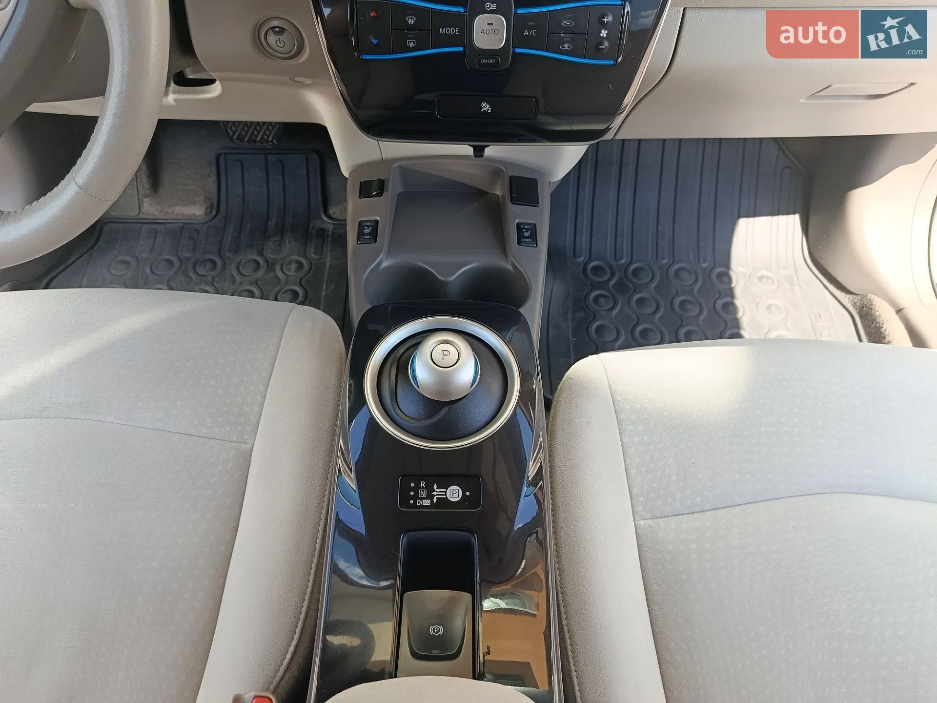 2012 Nissan Leaf - мініатюра 21