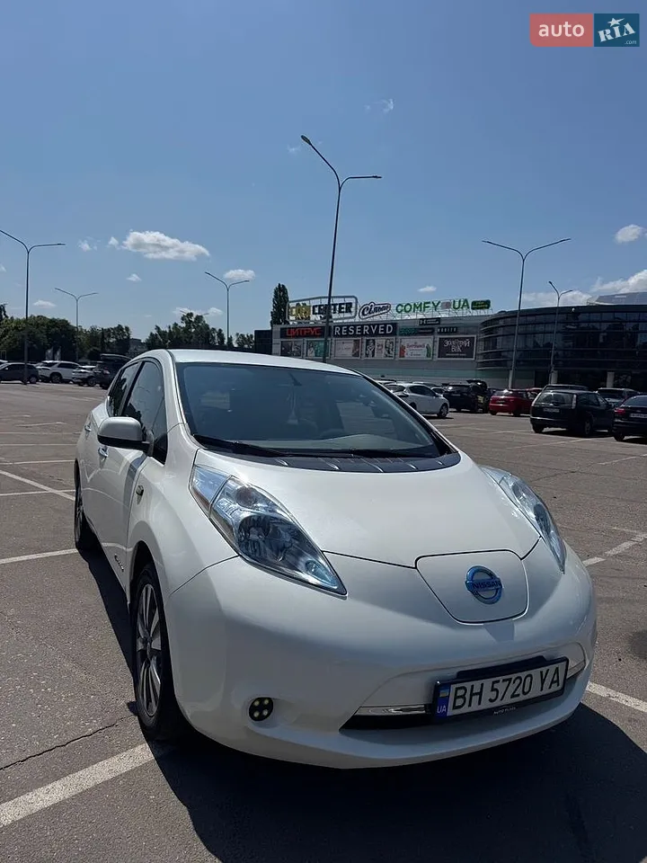 2015 Nissan Leaf - мініатюра 17