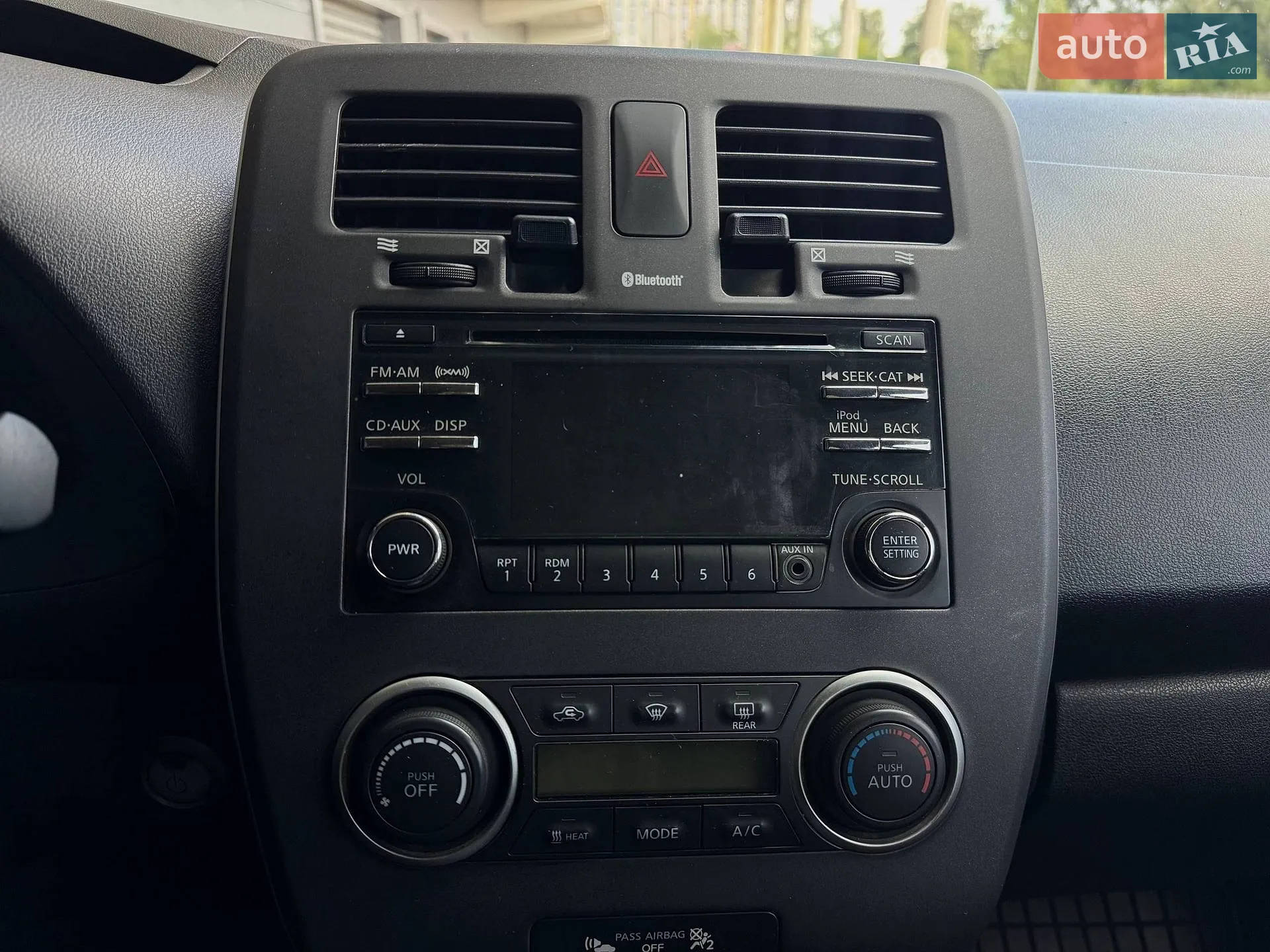 2013 Nissan Leaf - мініатюра 13